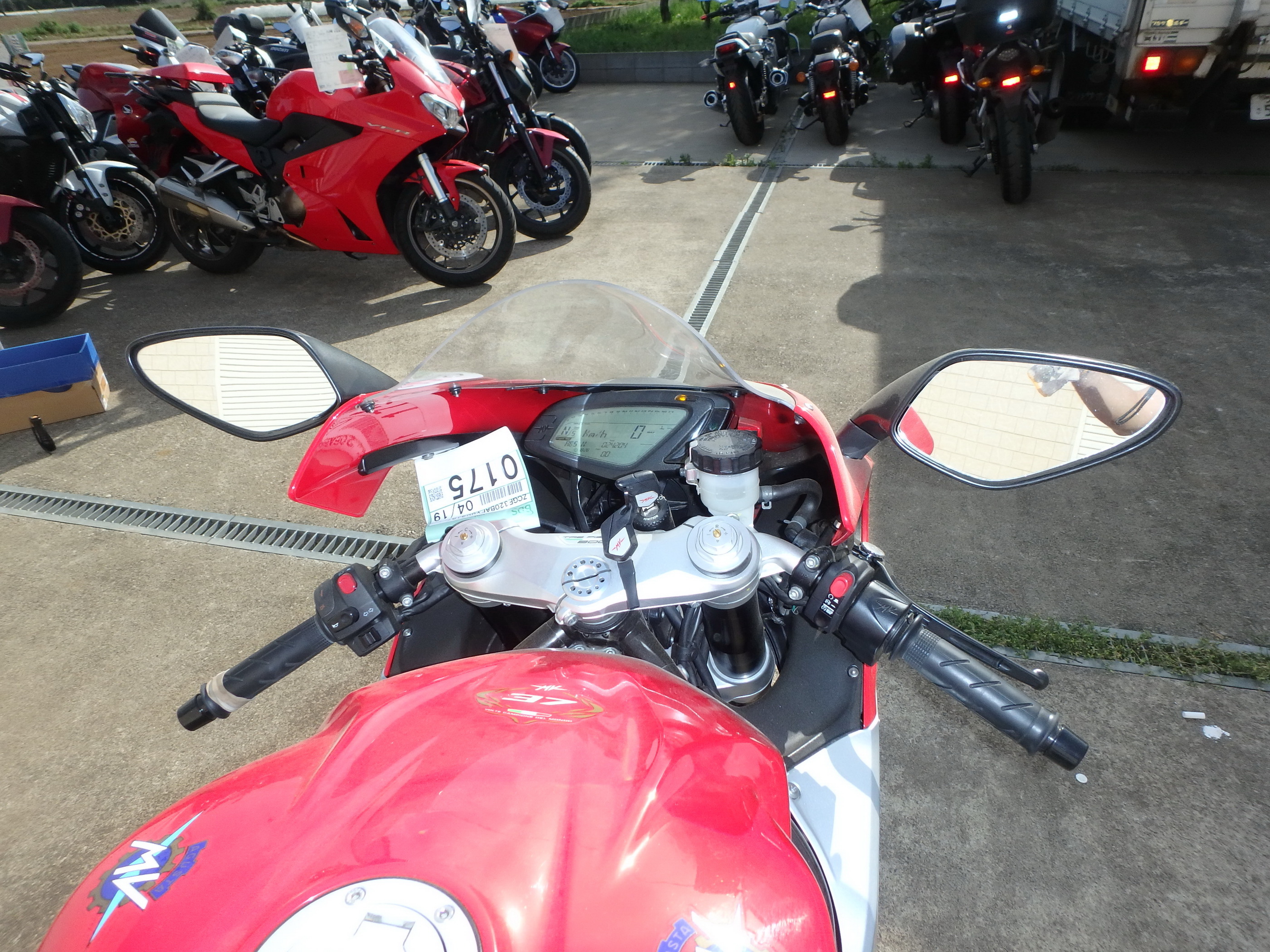 Купить мотоцикл MV Agusta F3 800 2015 фото 21