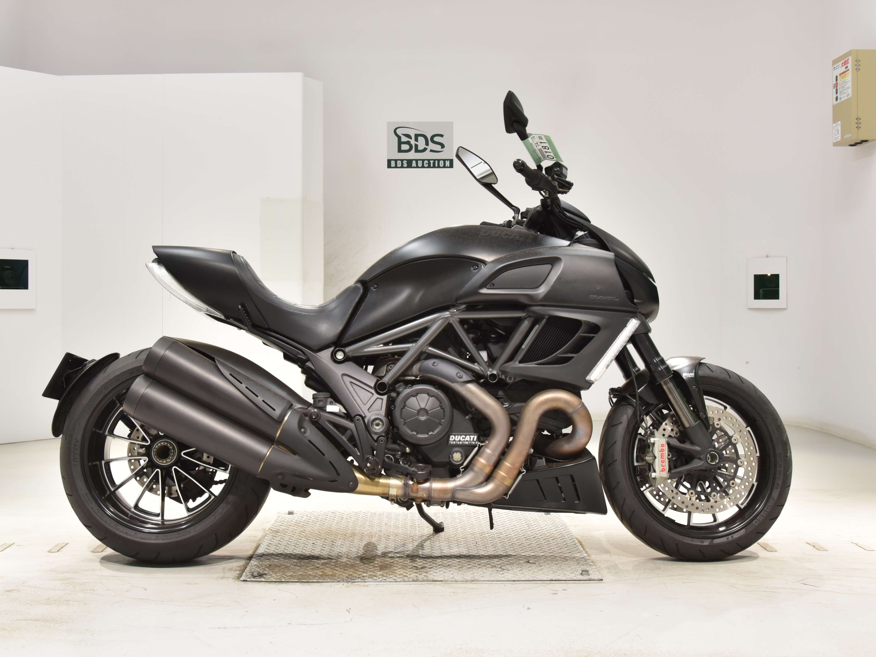 Купить мотоцикл Ducati Diavel 2013 фото 2