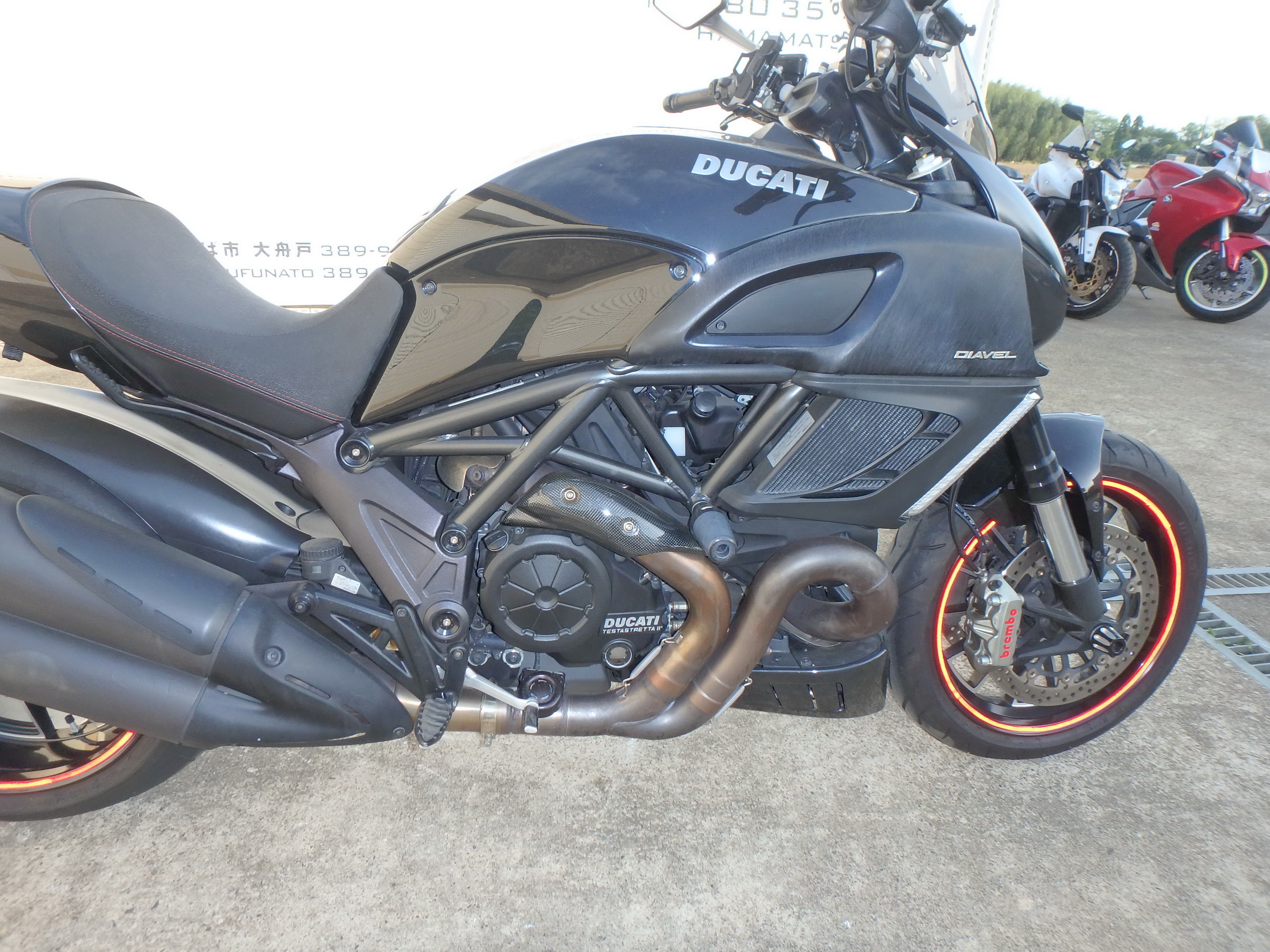 Купить мотоцикл Ducati Diavel 2012 фото 18