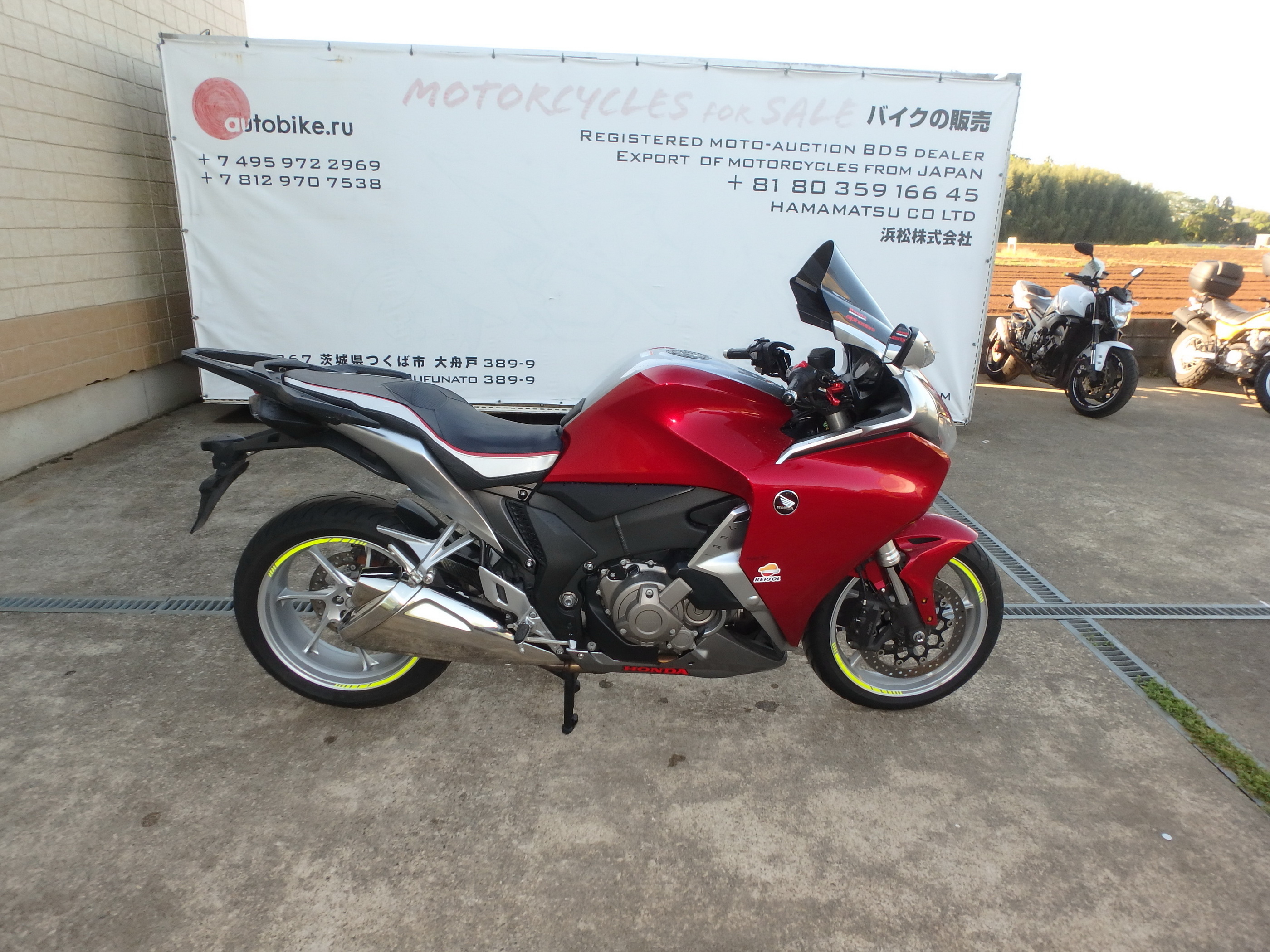 Купить мотоцикл Honda VFR1200FD 2011 фото 6