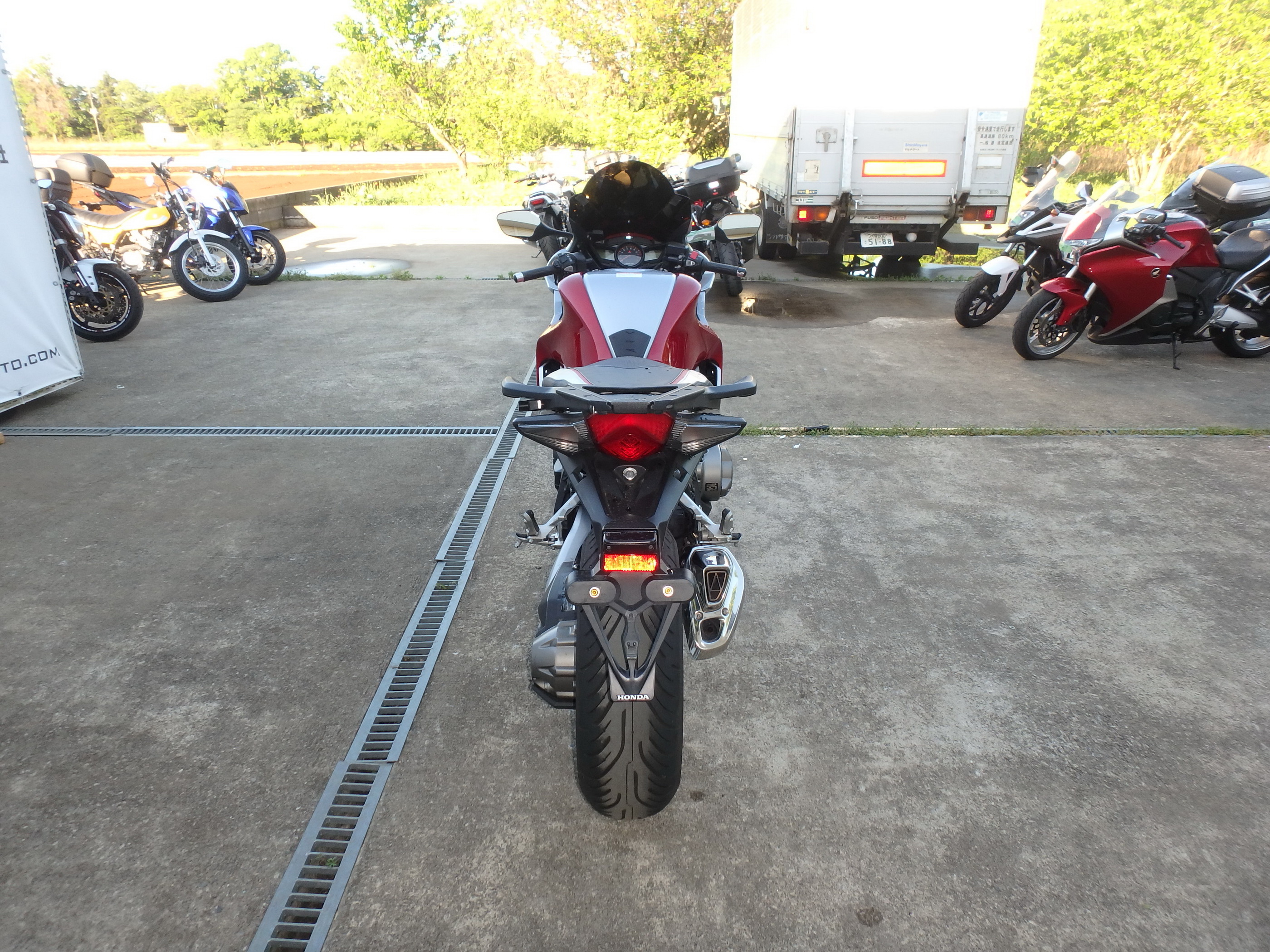 Купить мотоцикл Honda VFR1200FD 2011 фото 8