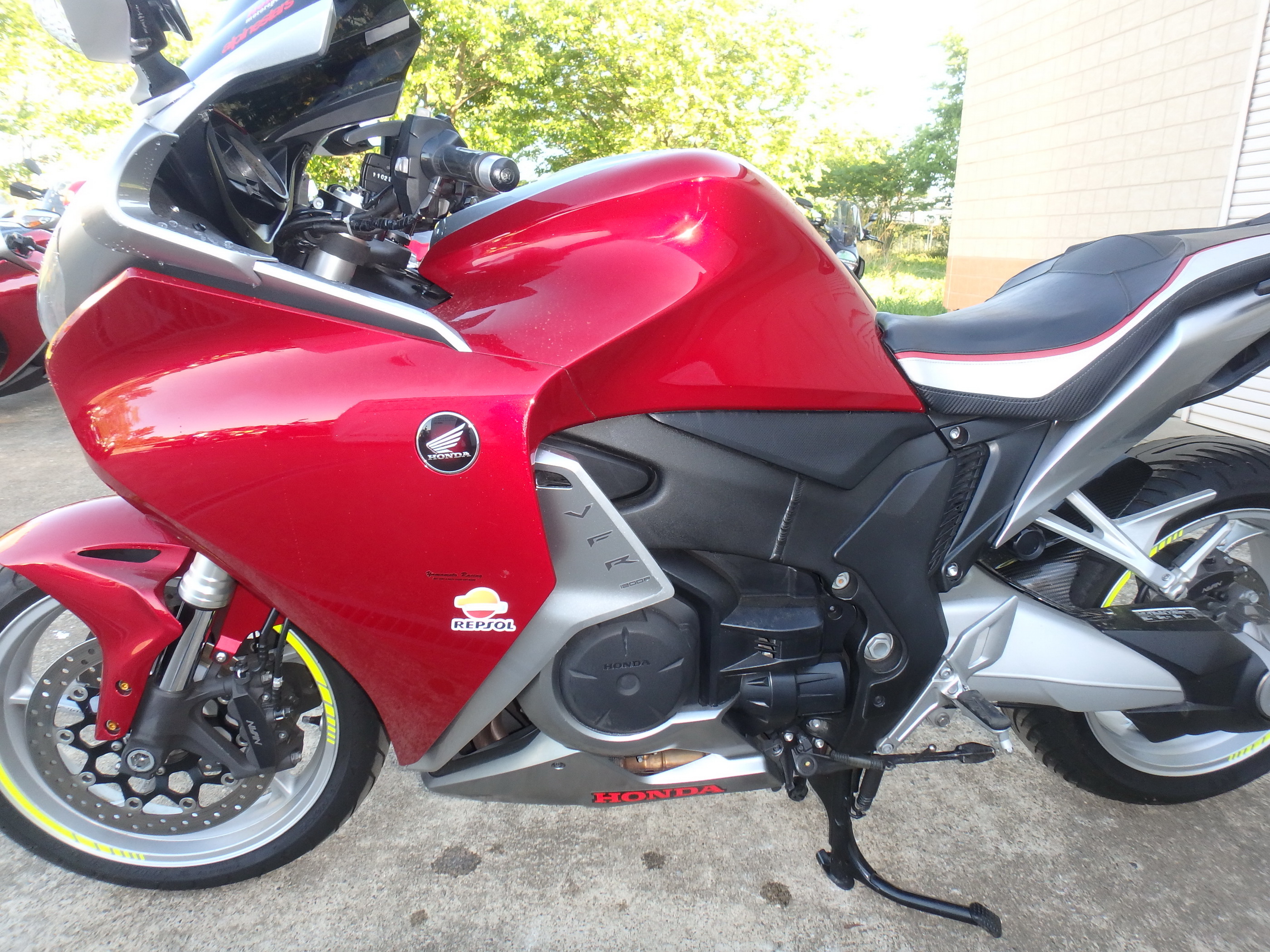 Купить мотоцикл Honda VFR1200FD 2011 фото 13