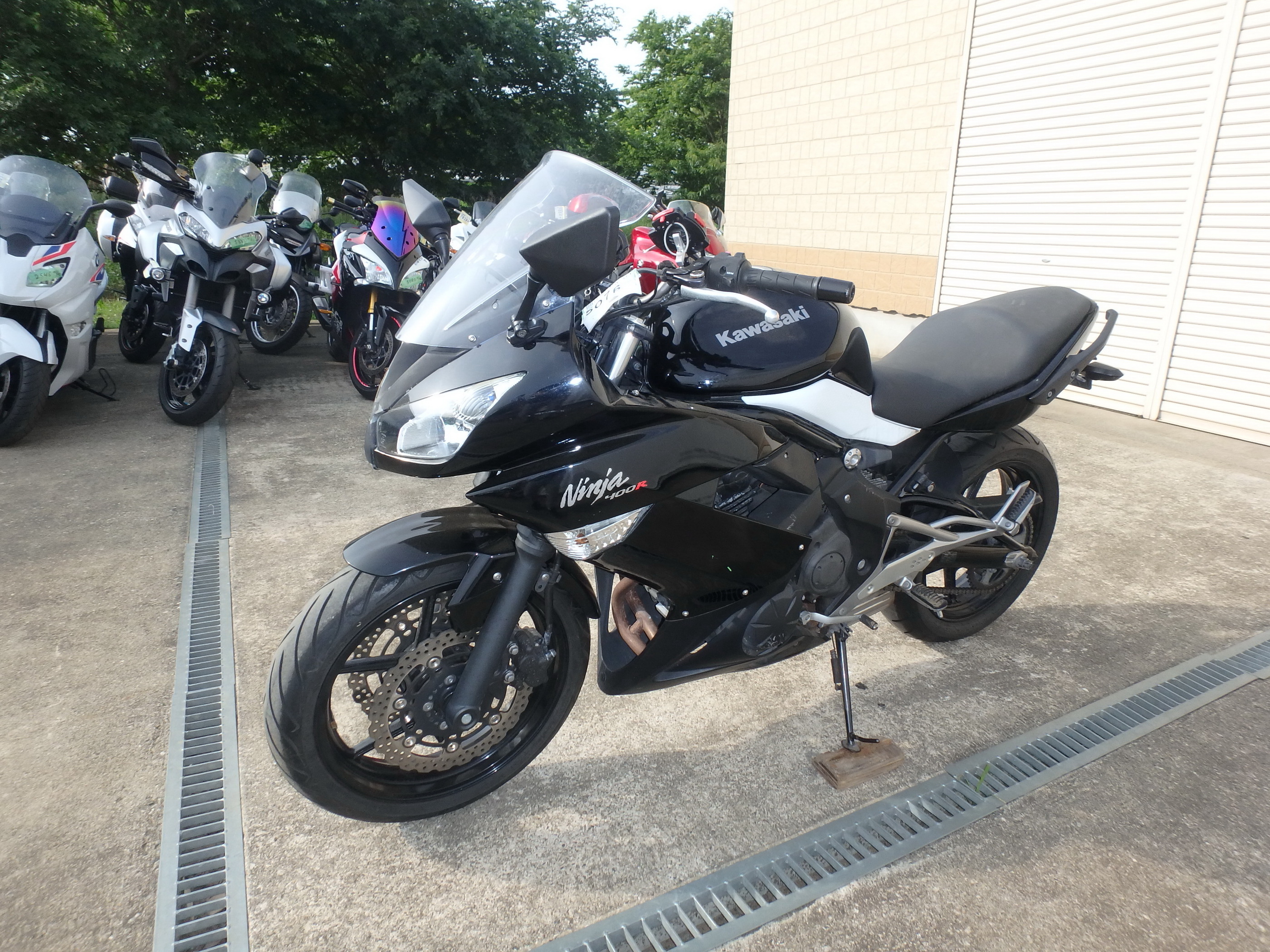 Купить мотоцикл Kawasaki Ninja400R ER-4F 2011 фото 13