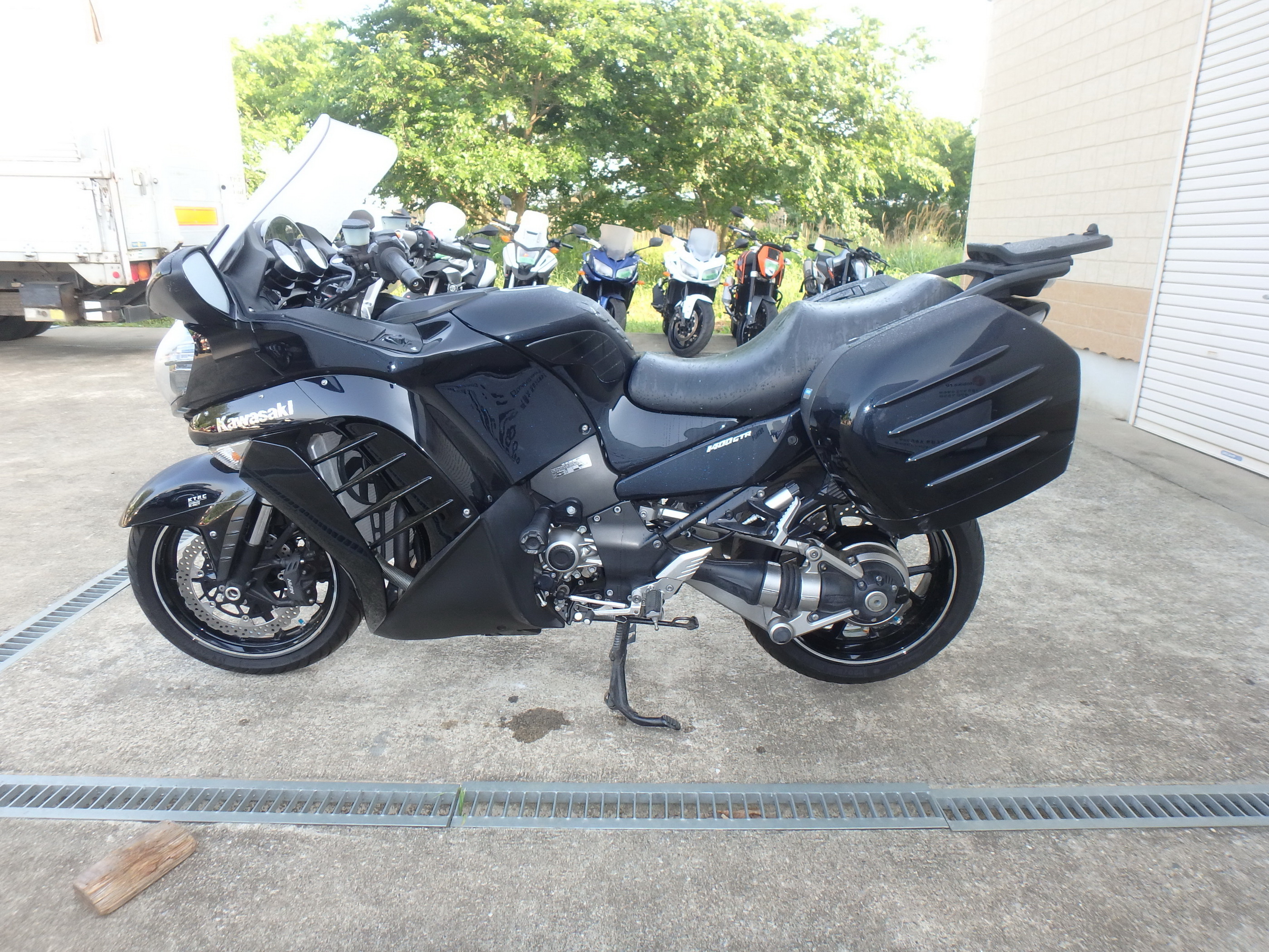 Купить мотоцикл Kawasaki GTR1400 Concours Grand Tour Edition 2012 фото 12