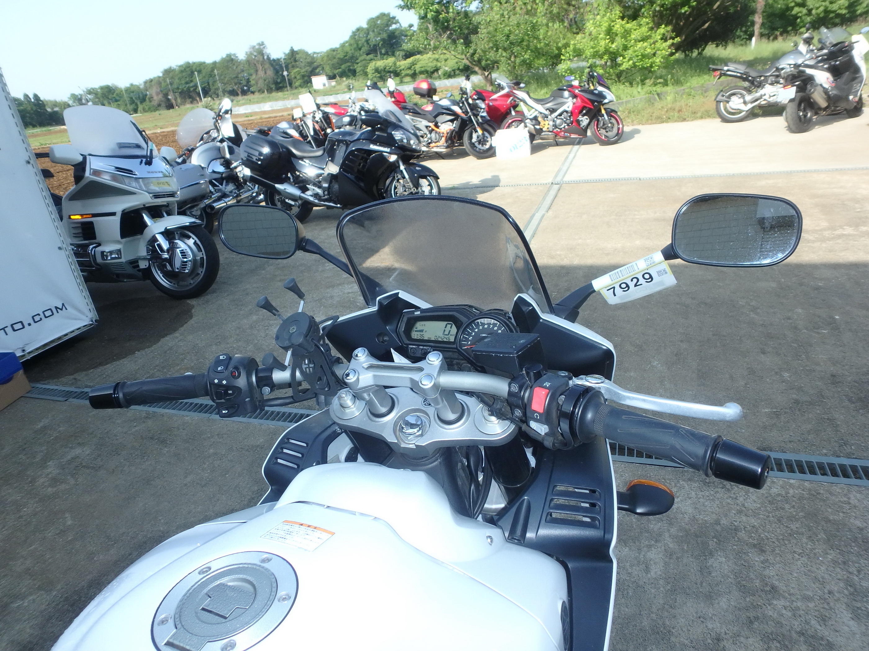 Купить мотоцикл Yamaha FZ-1 Fazer 2012 фото 21