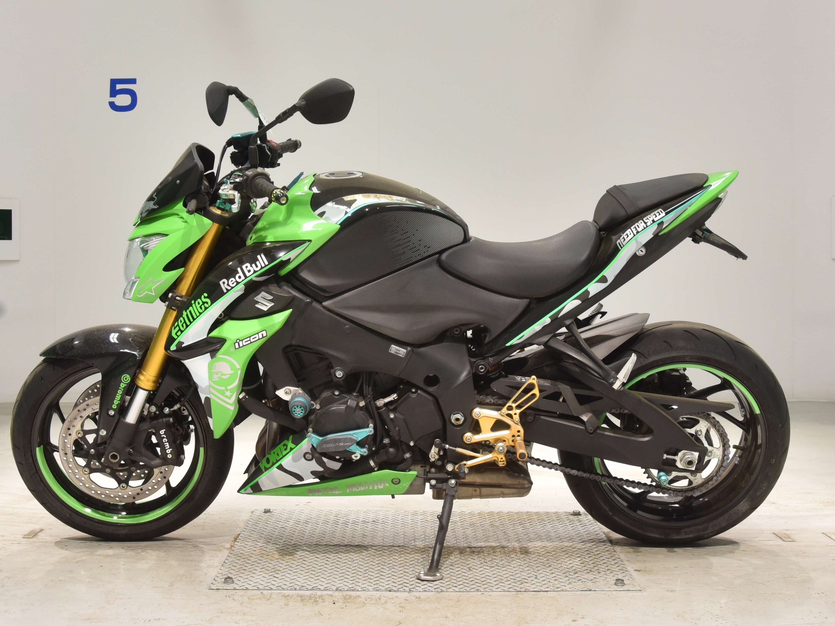 Купить мотоцикл Suzuki GSX-S1000 2015 фото 1