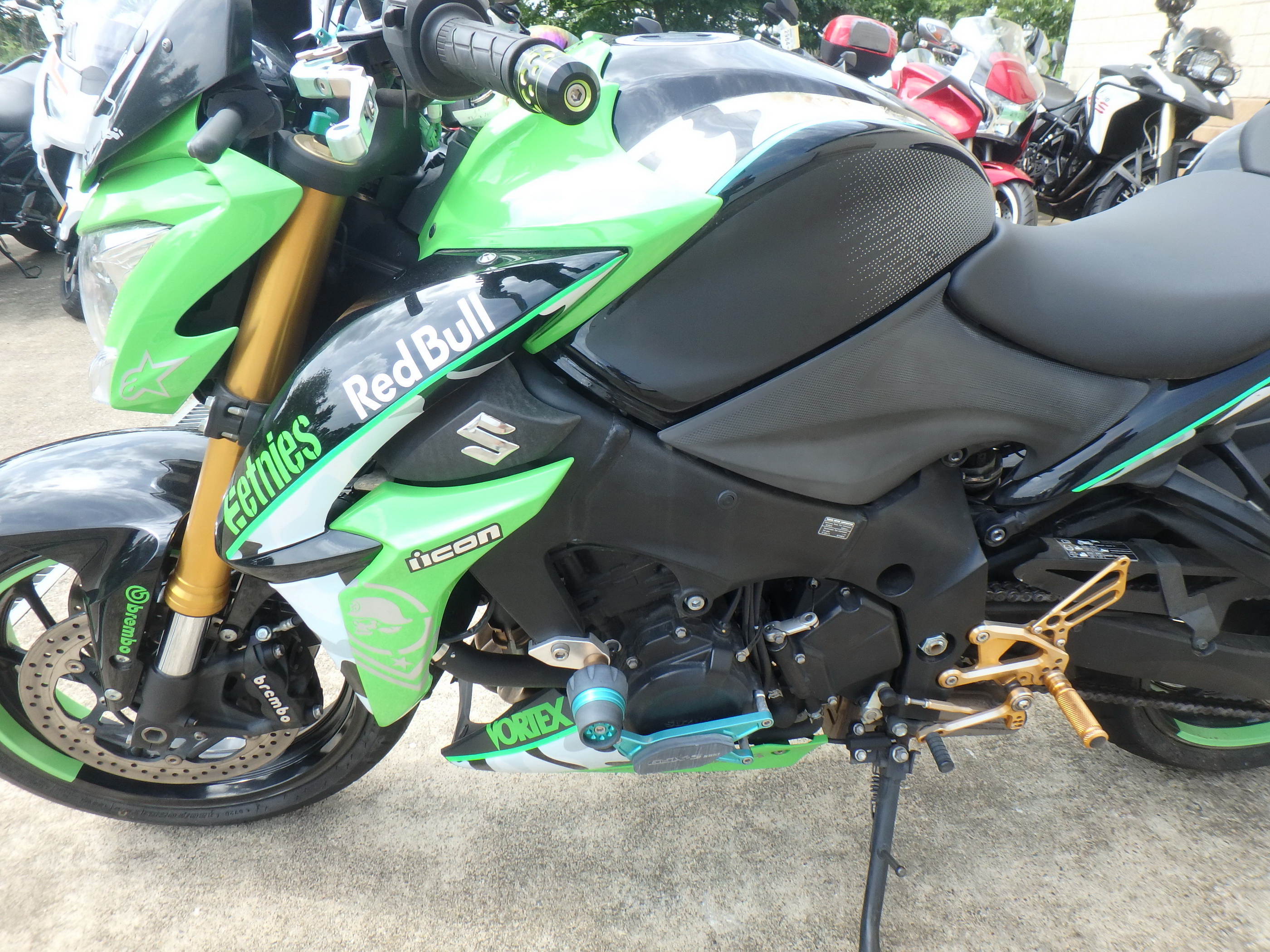 Купить мотоцикл Suzuki GSX-S1000 2015 фото 15
