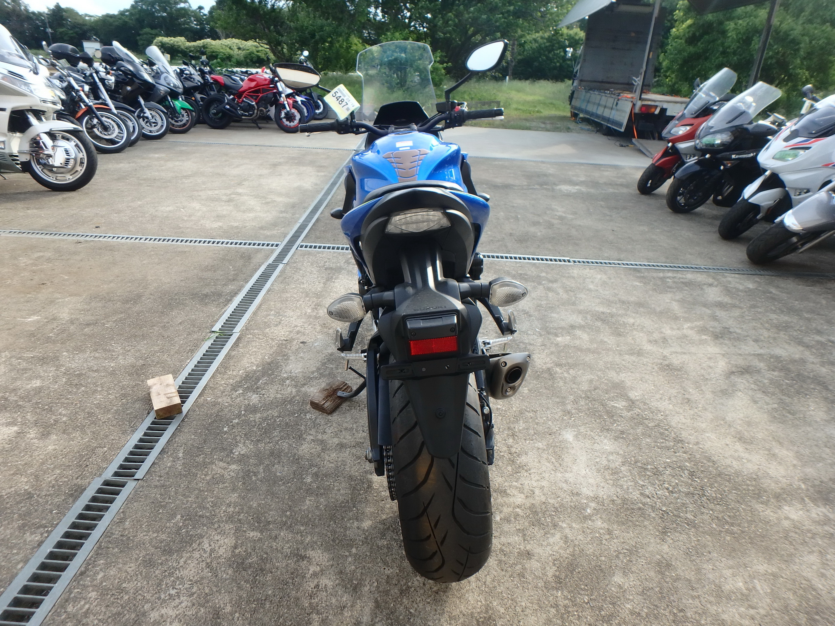 Купить мотоцикл Suzuki GSX-S1000F ABS 2015 фото 9