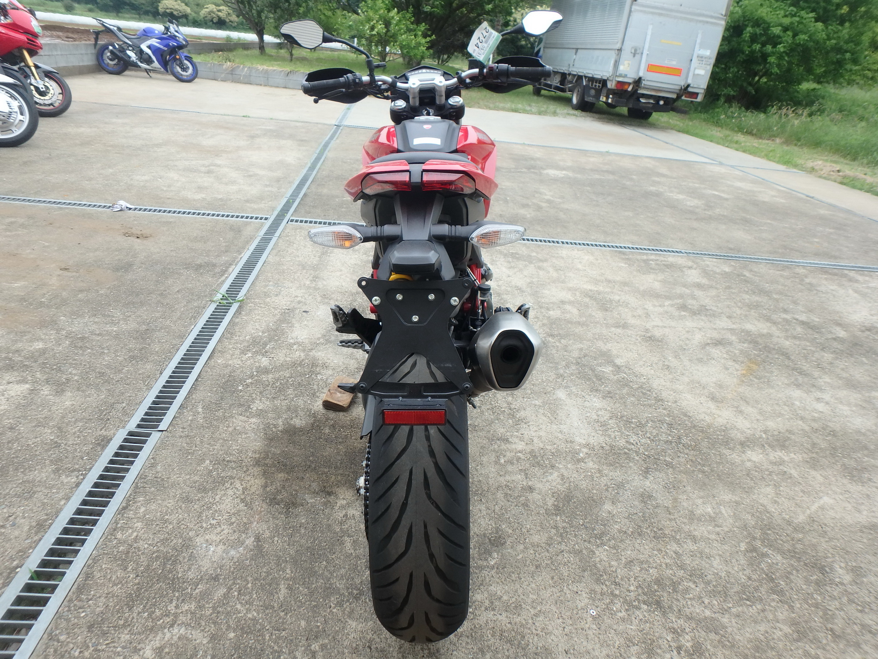 Купить мотоцикл Ducati Hypermotard820 2013 фото 10