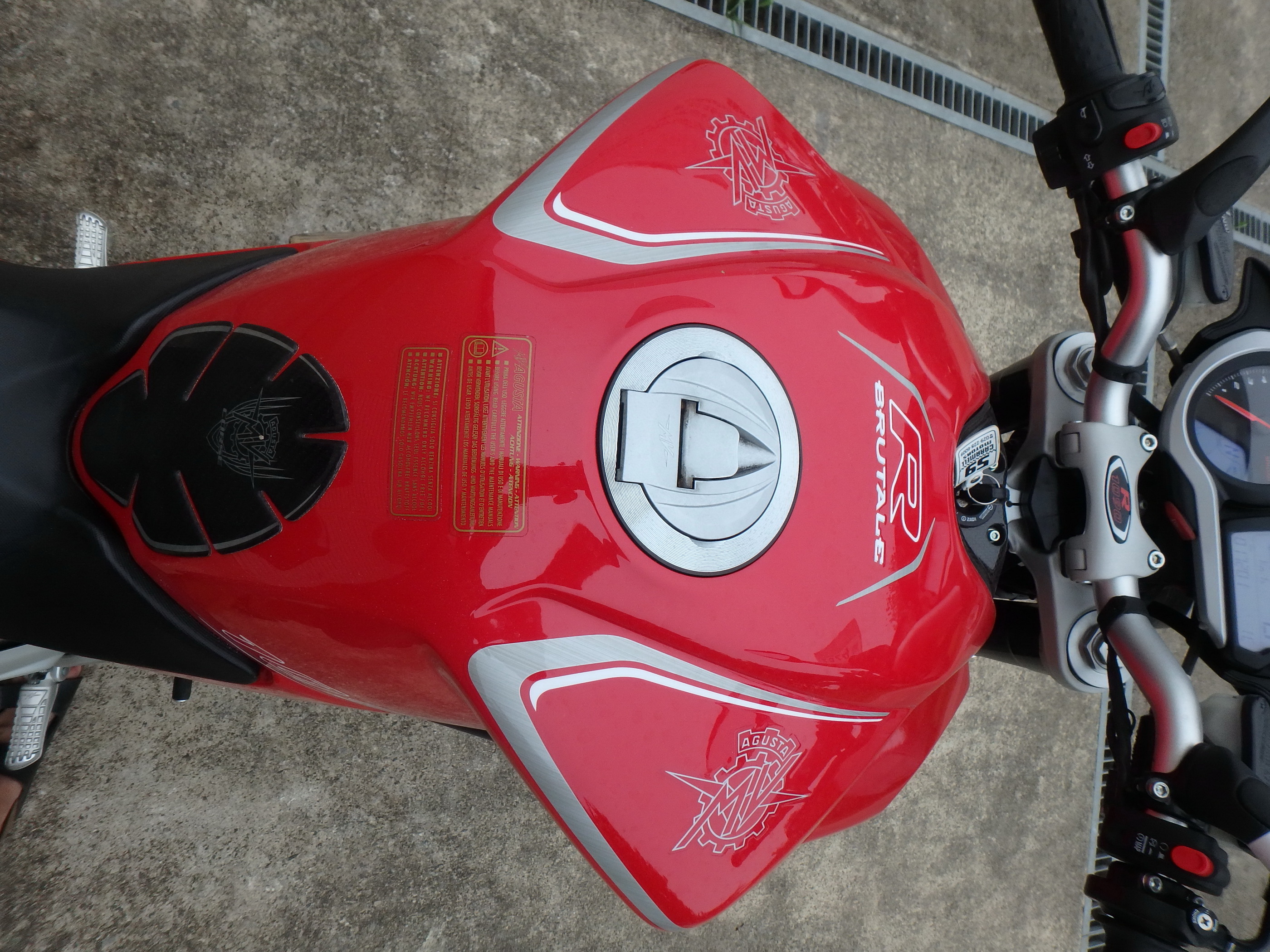 Купить мотоцикл MV Agusta Brutale1090R 2015 фото 22
