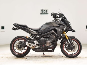     Yamaha MT-09 Tracer FJ-09 2015  2