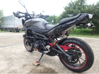     Yamaha MT-09 Tracer FJ-09 2015  11