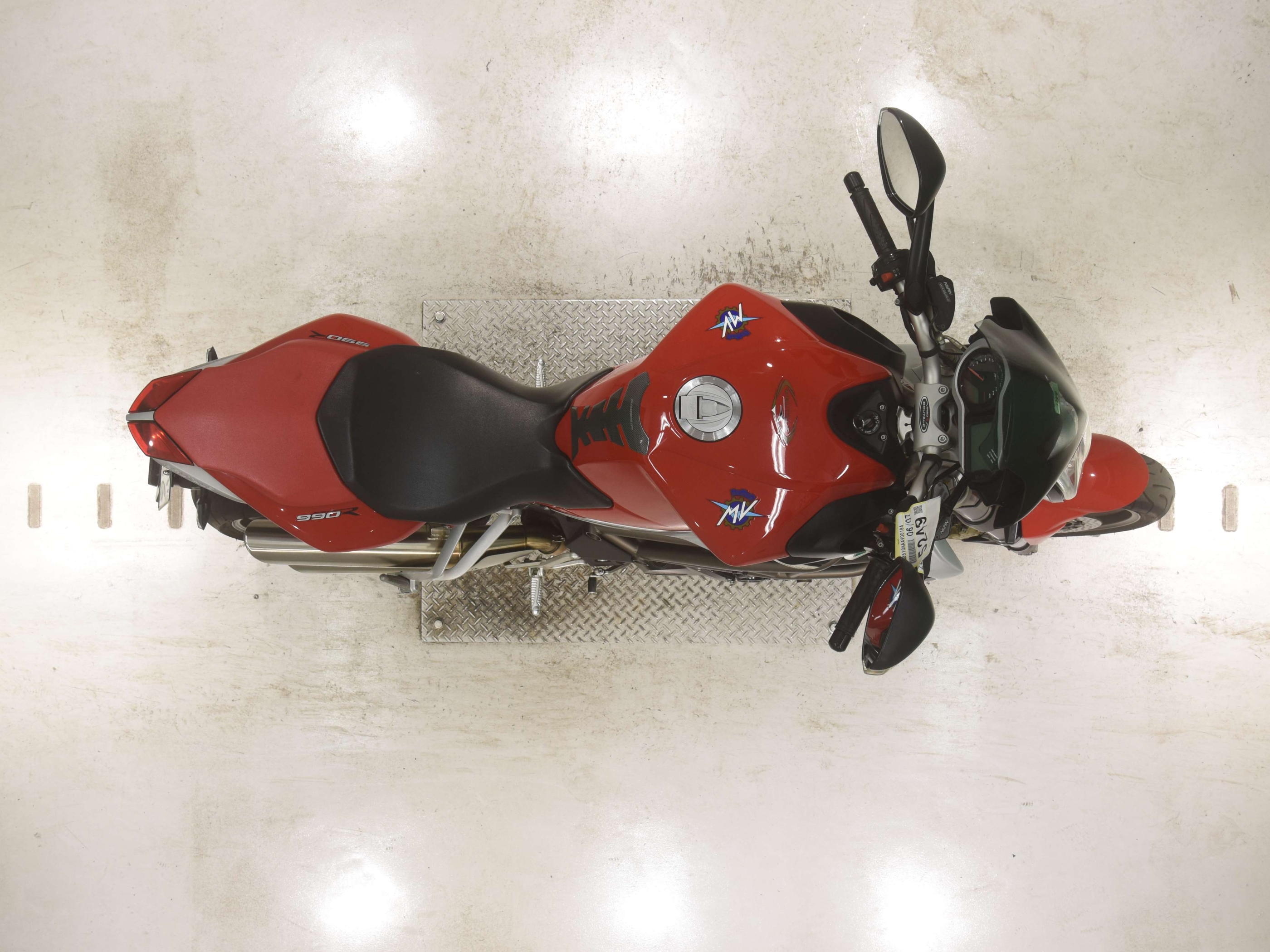 Купить мотоцикл MV Agusta Brutale 990R 2010 фото 3