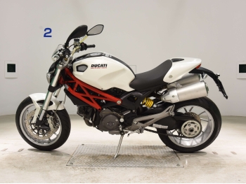     Ducati Monster1100 M1100 2009  1