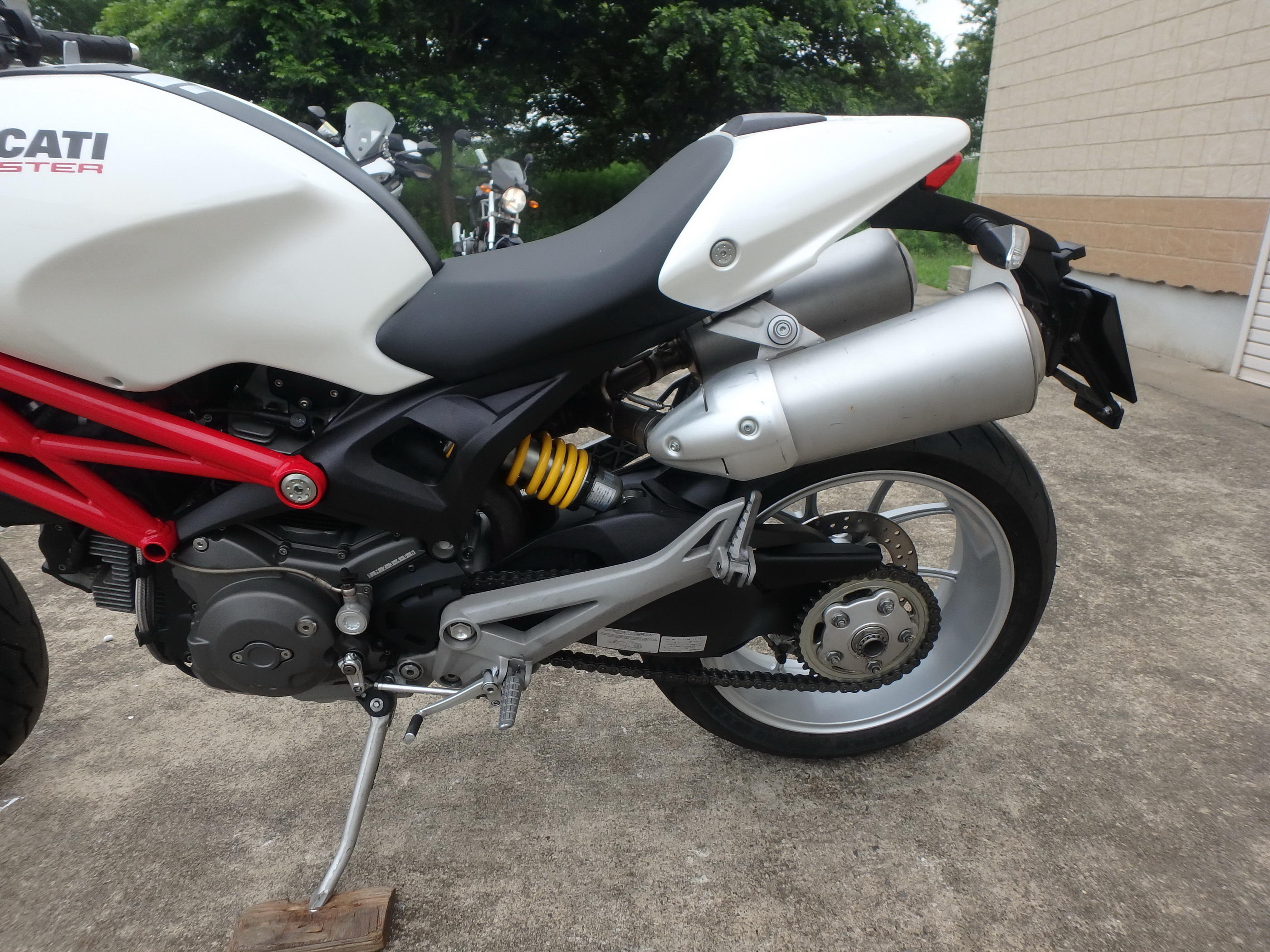Купить мотоцикл Ducati Monster1100 M1100 2009 фото 16