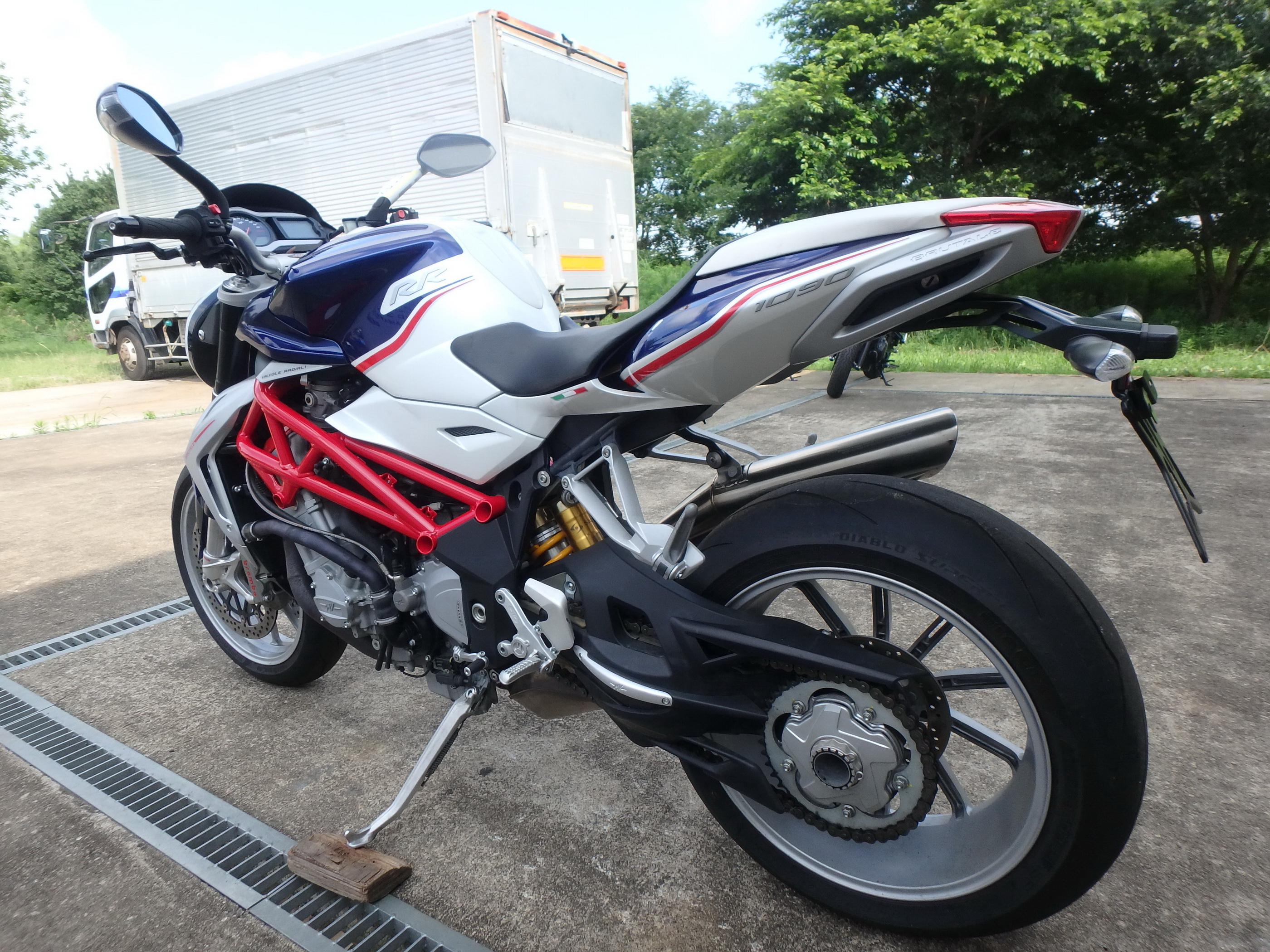 Купить мотоцикл MV Agusta Brutale1090RR 2013 фото 11