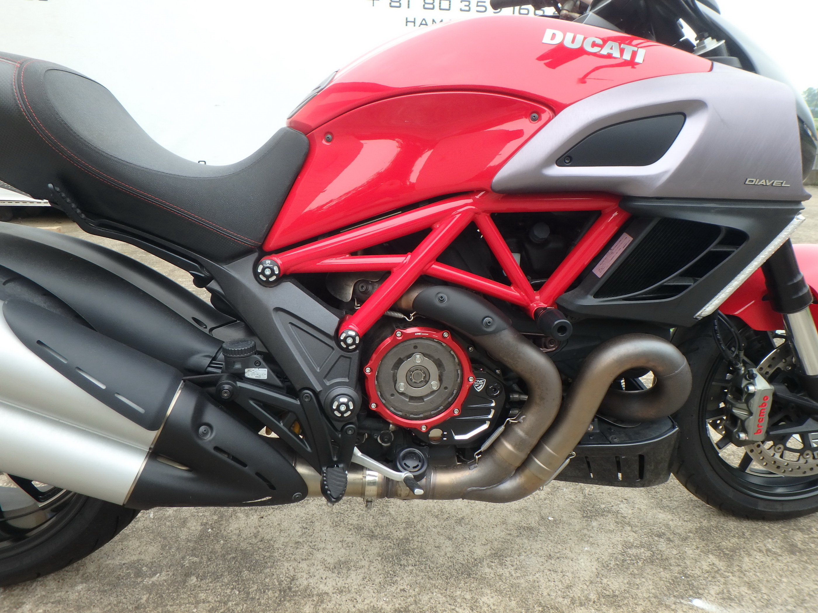 Купить мотоцикл Ducati Diavel 2011 фото 18