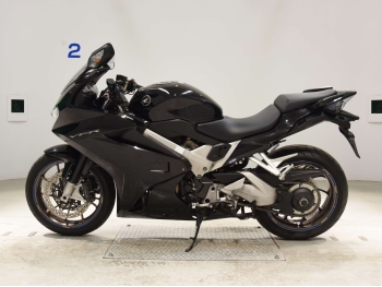 Заказать из Японии мотоцикл Honda VFR800F Interceptor 2014 фото 1