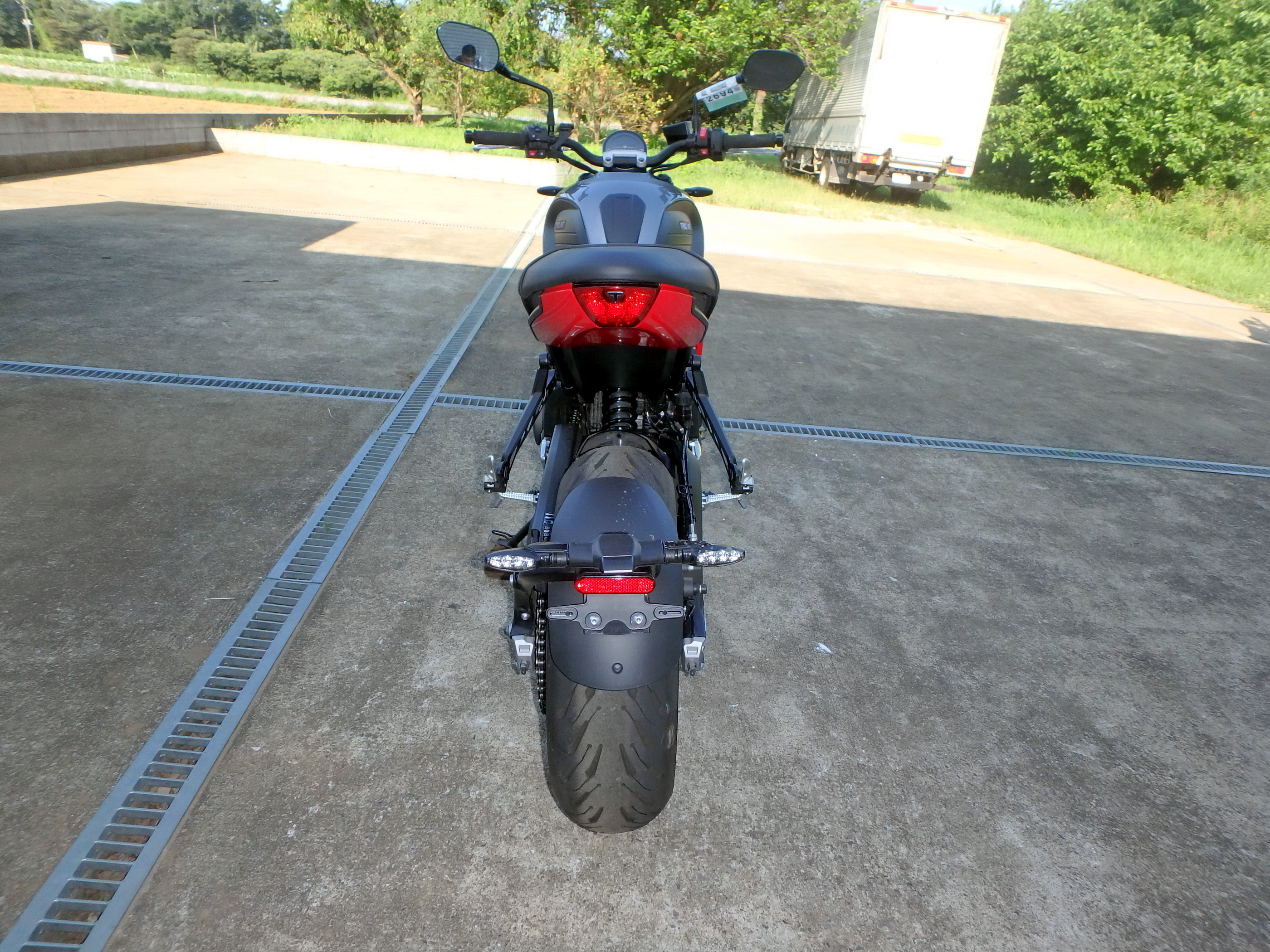 Купить мотоцикл Triumph Trident 660 2021 фото 10