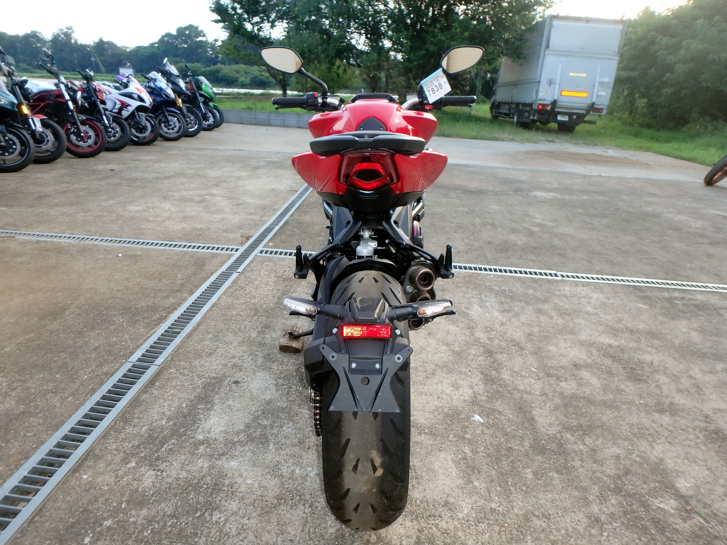 Купить мотоцикл MV Agusta Brutale 800 2020 фото 10