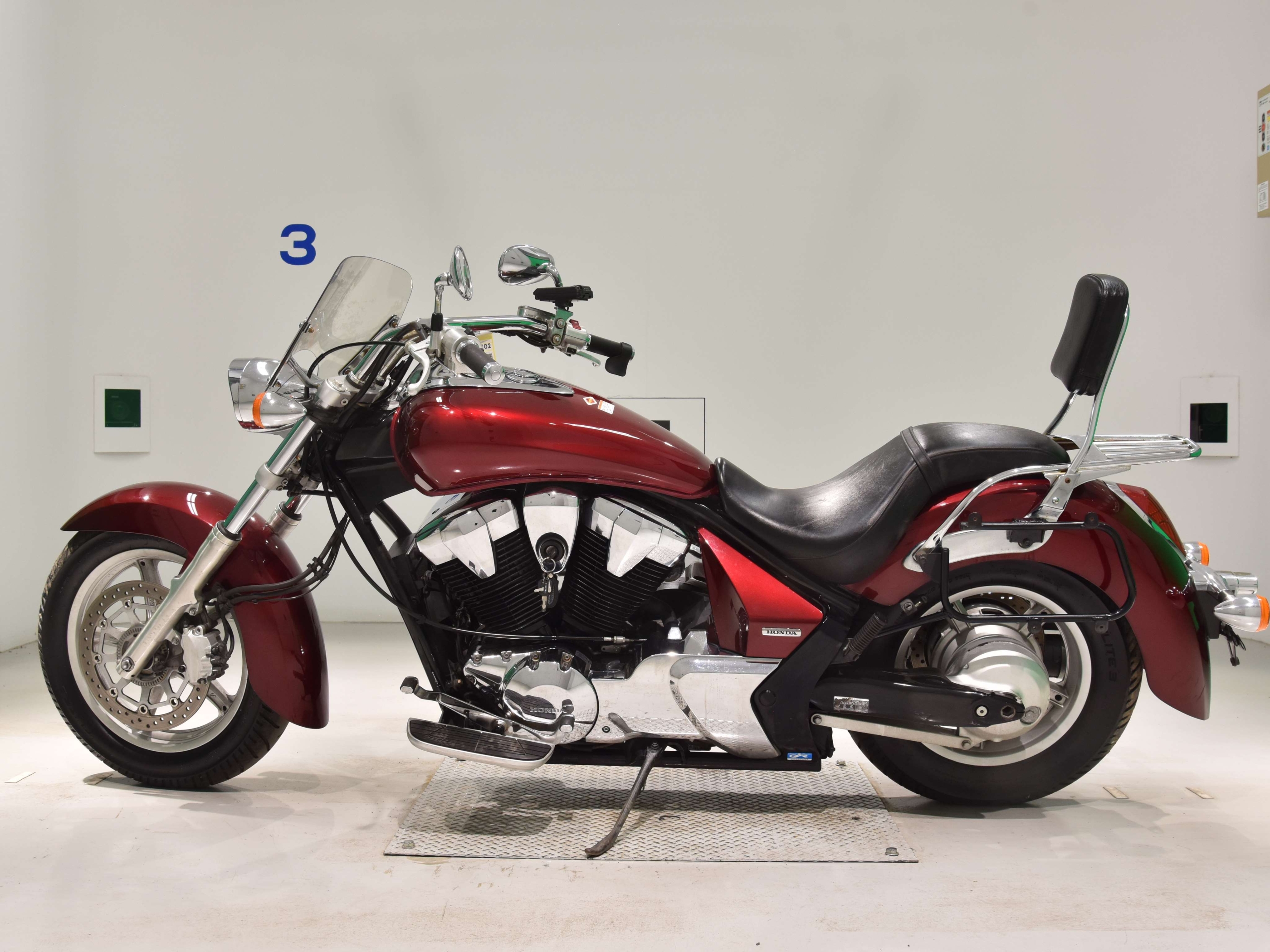 Купить мотоцикл Honda VT1300CR ABS 2010 фото 1