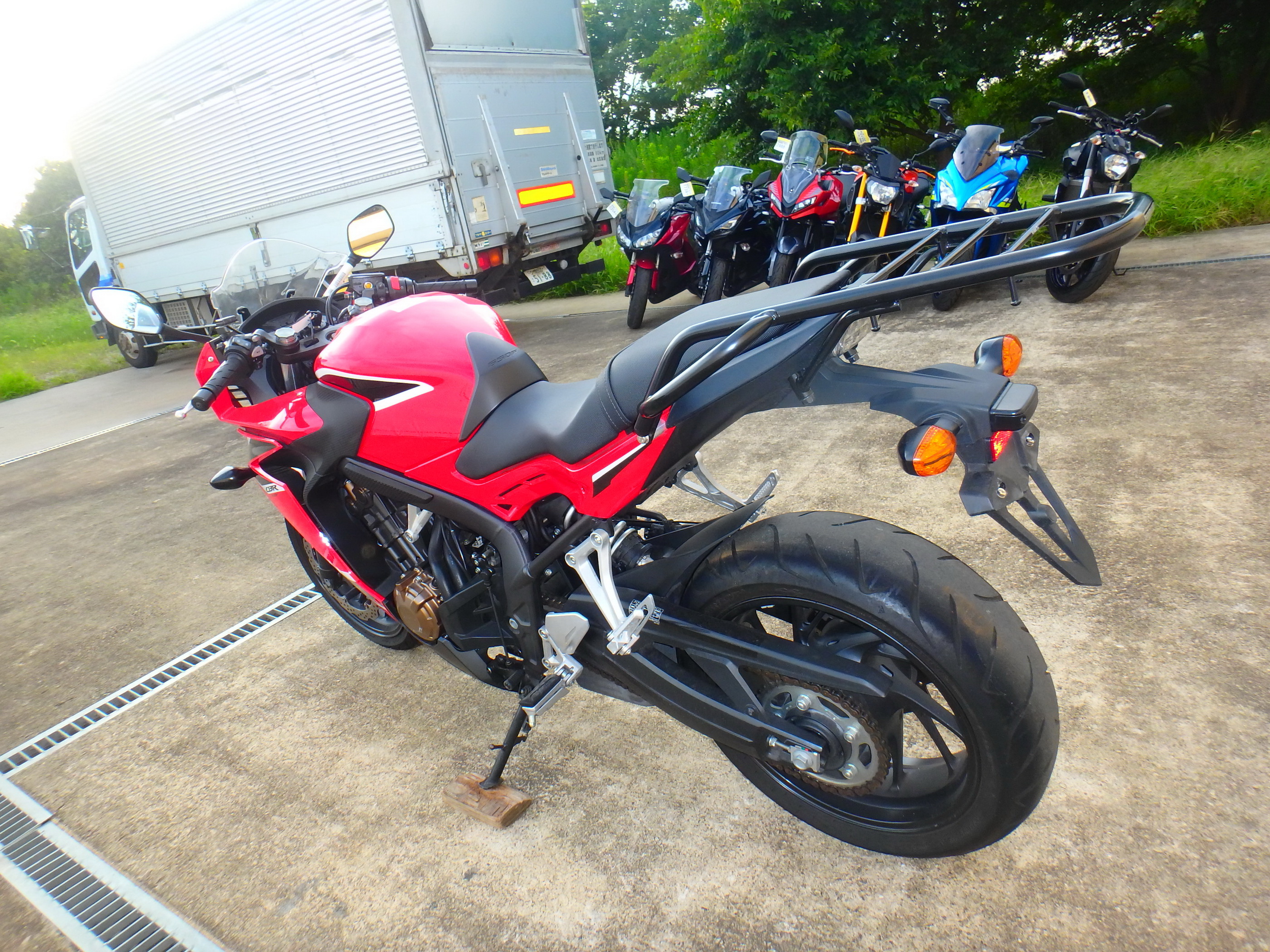 Купить мотоцикл Honda CBR650F 2018 фото 10