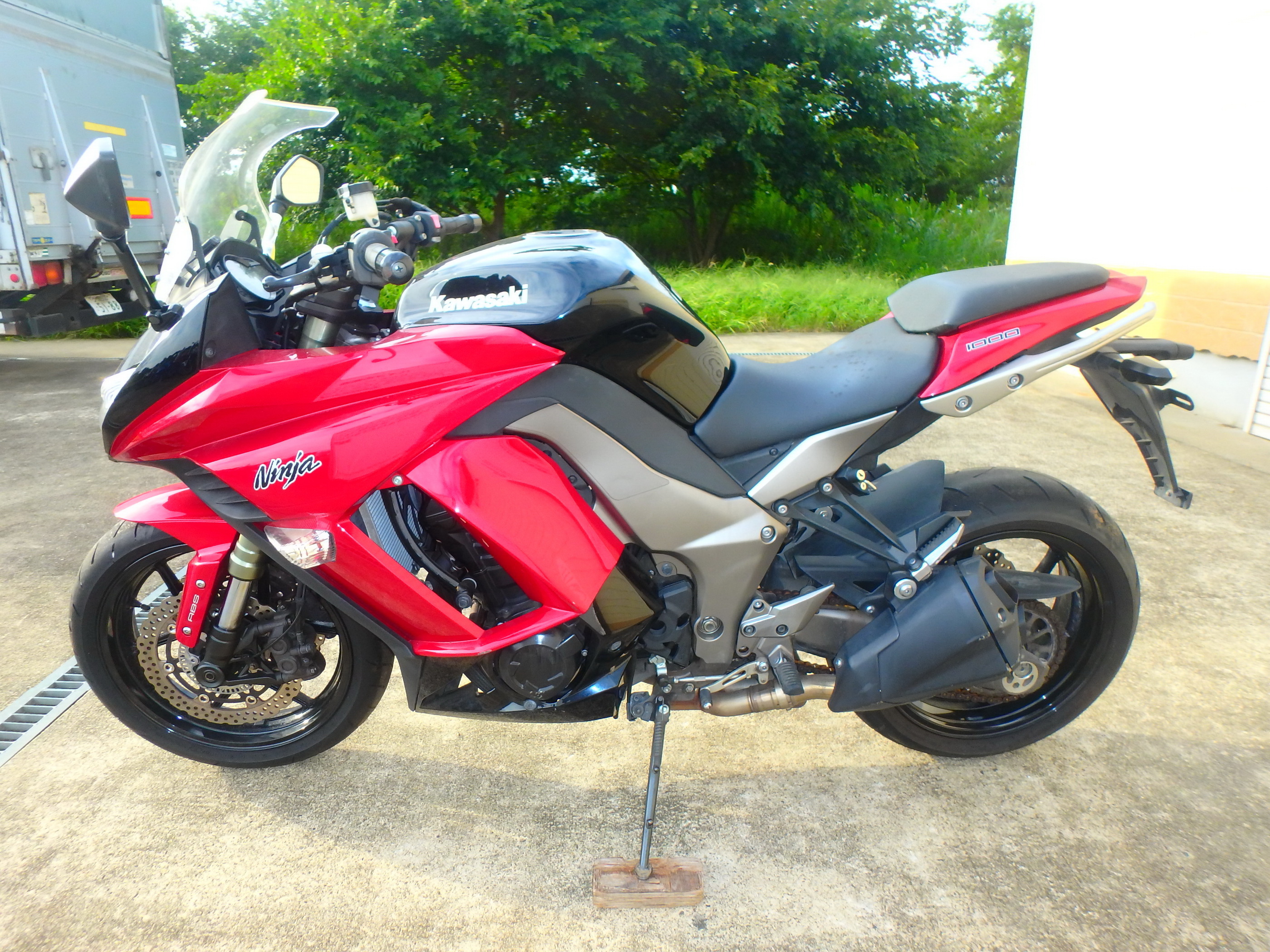 Купить мотоцикл Kawasaki Ninja1000A 2011 фото 12