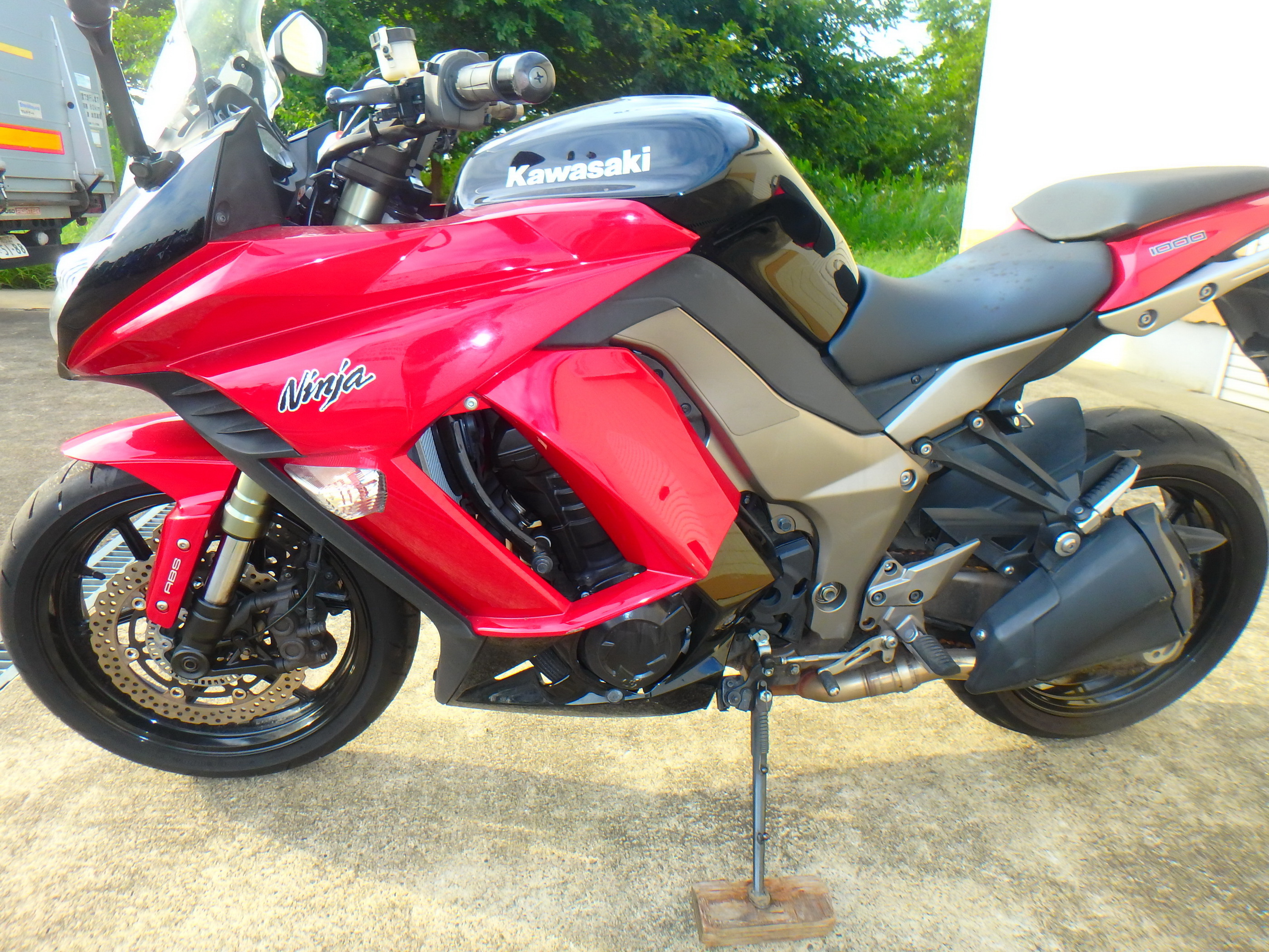 Купить мотоцикл Kawasaki Ninja1000A 2011 фото 15
