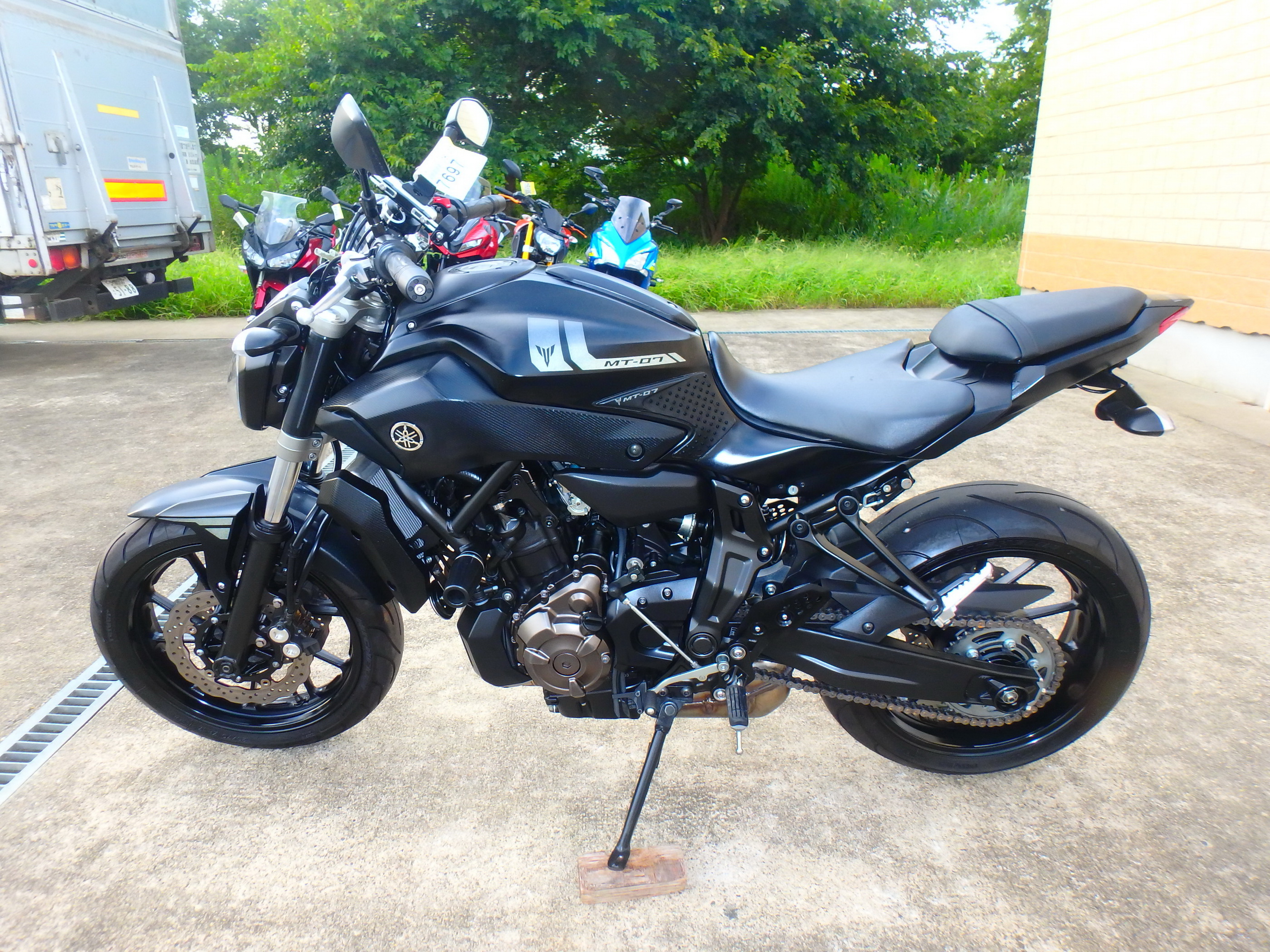 Купить мотоцикл Yamaha MT-07  FZ07 2017 фото 12