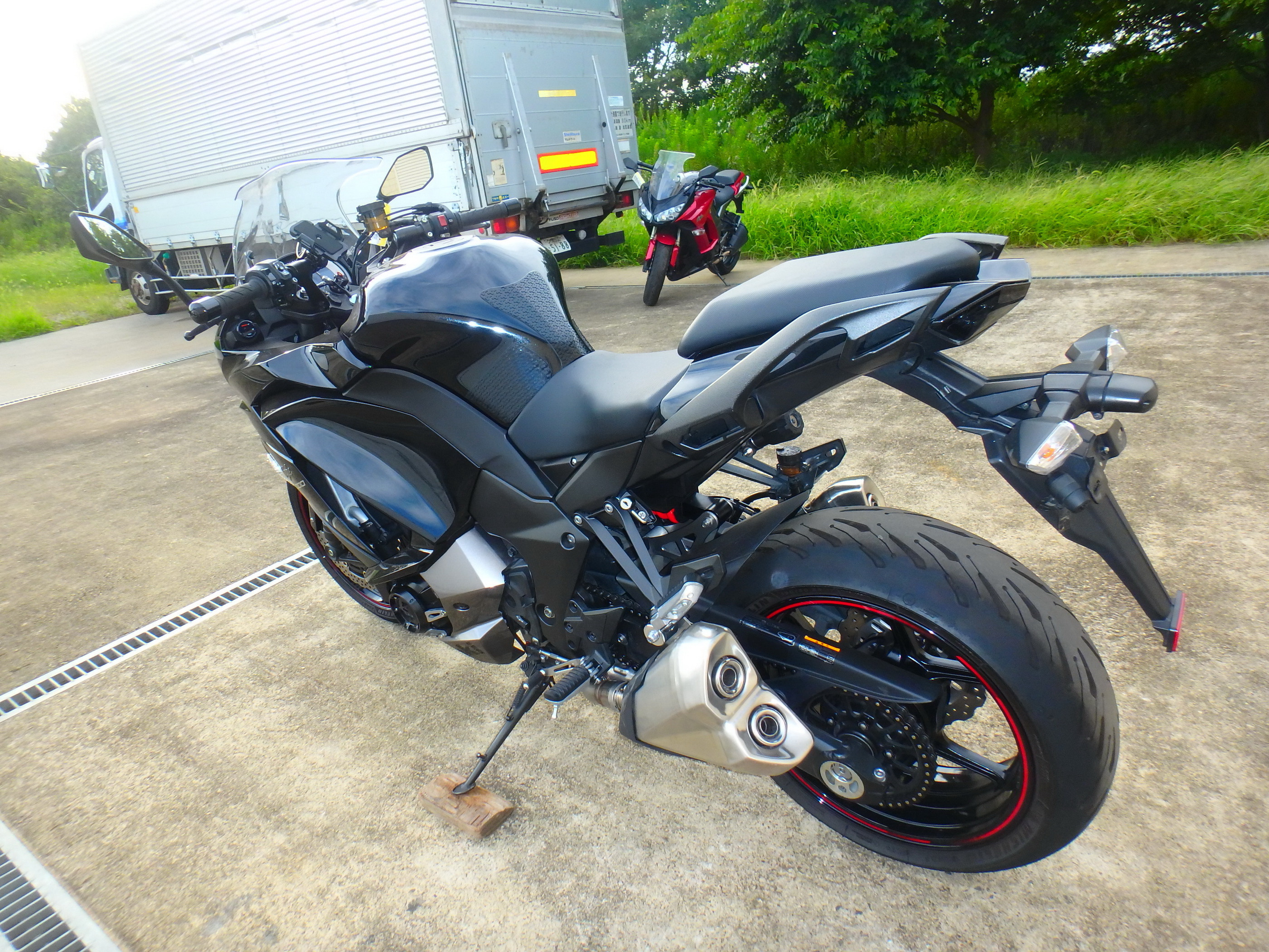 Купить мотоцикл Kawasaki Ninja1000A 2018 фото 11