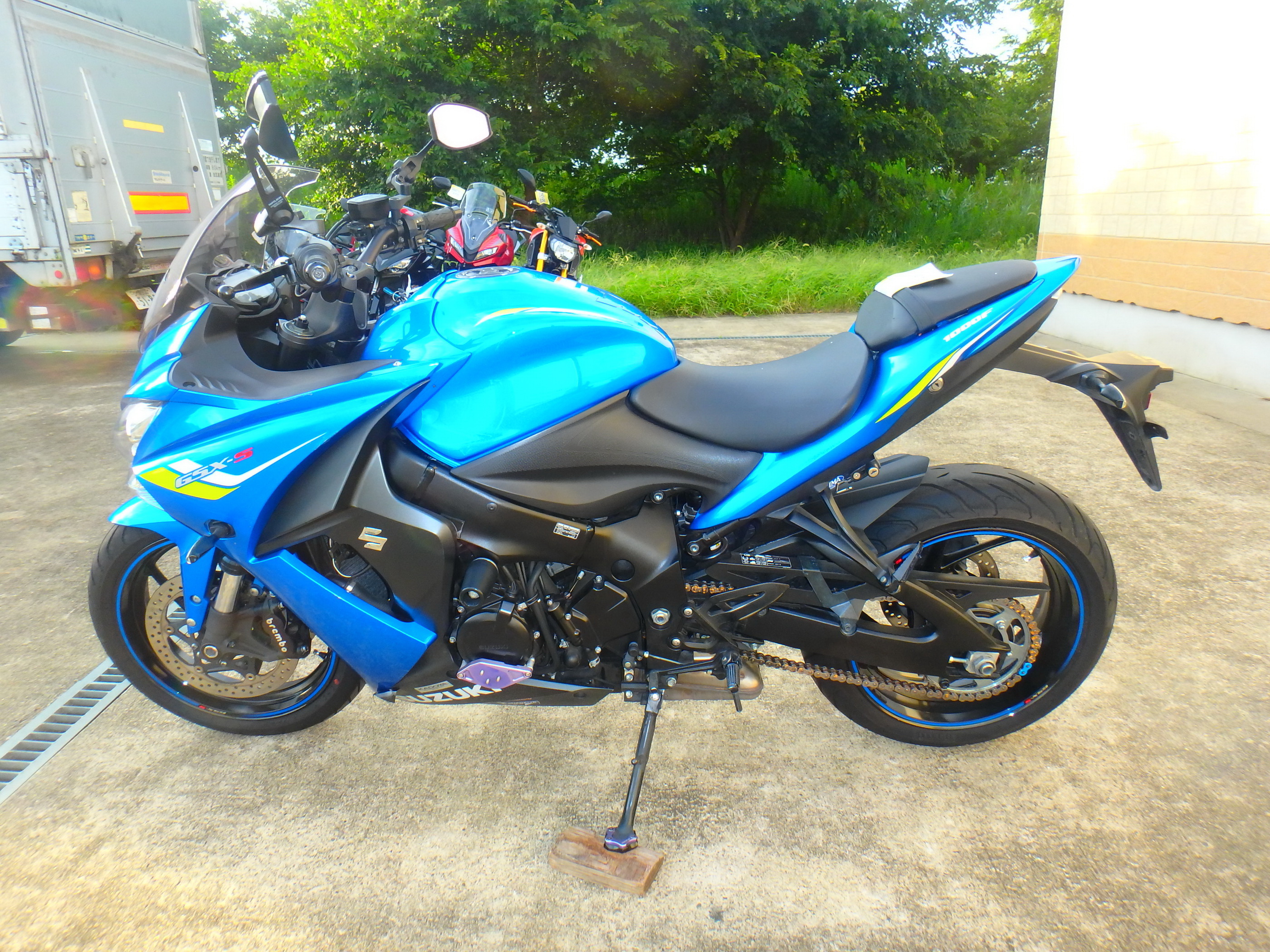 Купить мотоцикл Suzuki GSX-S1000F ABS 2019 фото 12