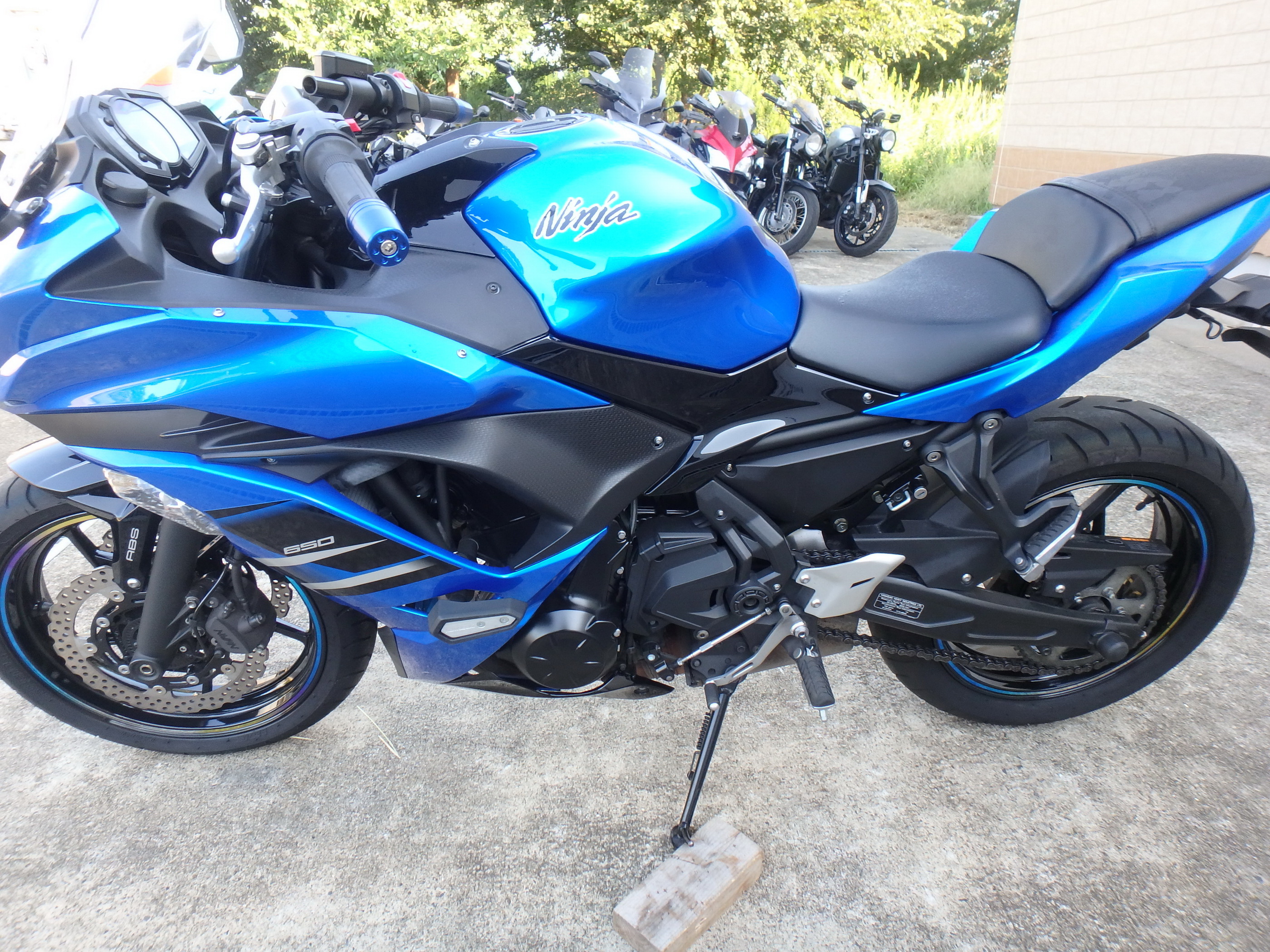 Купить мотоцикл Kawasaki Ninja650A 2018 фото 15