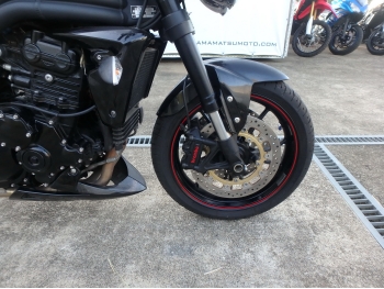     Triumph Speed Triple 2010  19