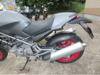 Заказать из Японии мотоцикл Ducati Monster S4 2002 фото 16