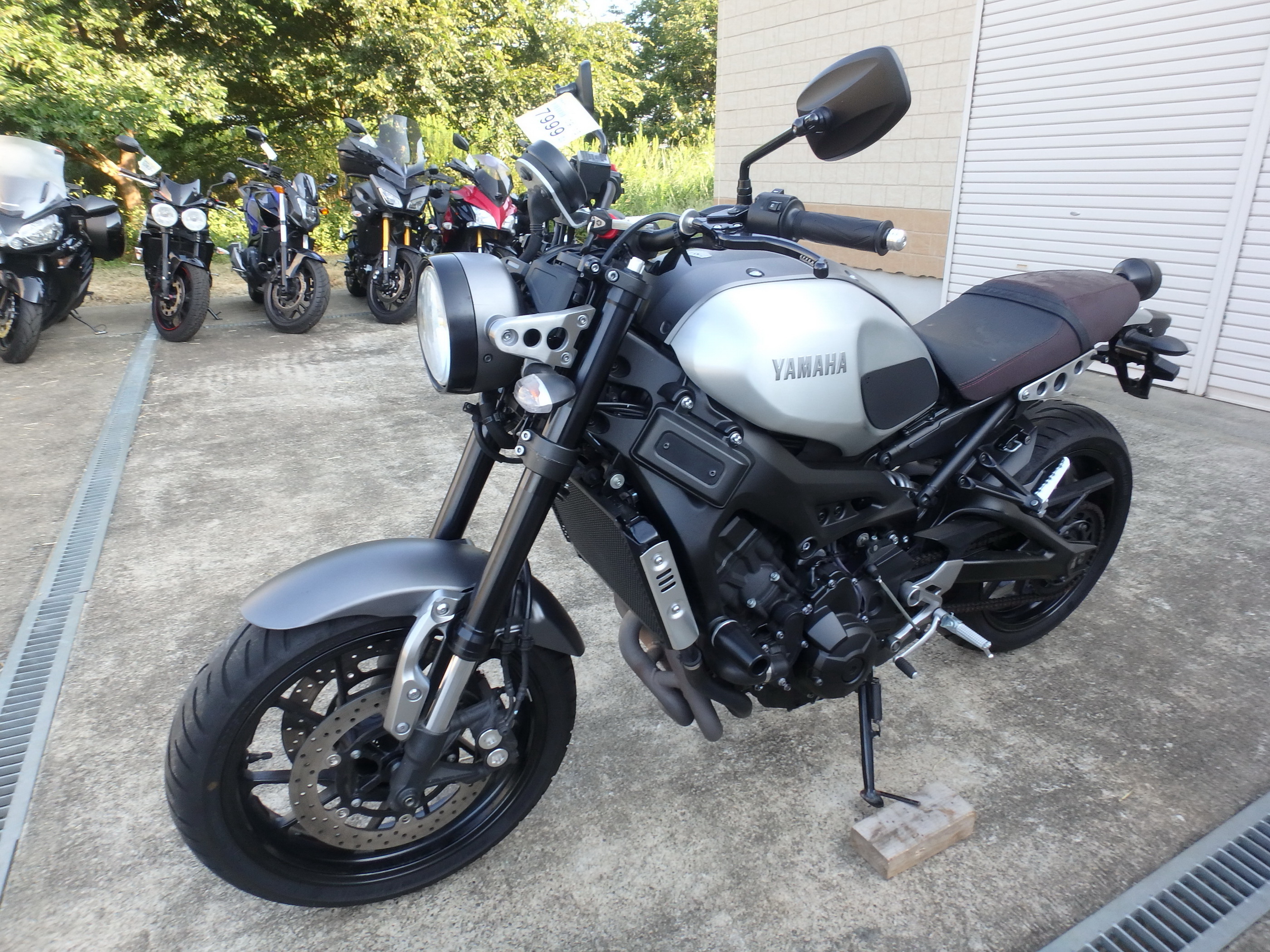 Купить мотоцикл Yamaha XSR900 2017 фото 13