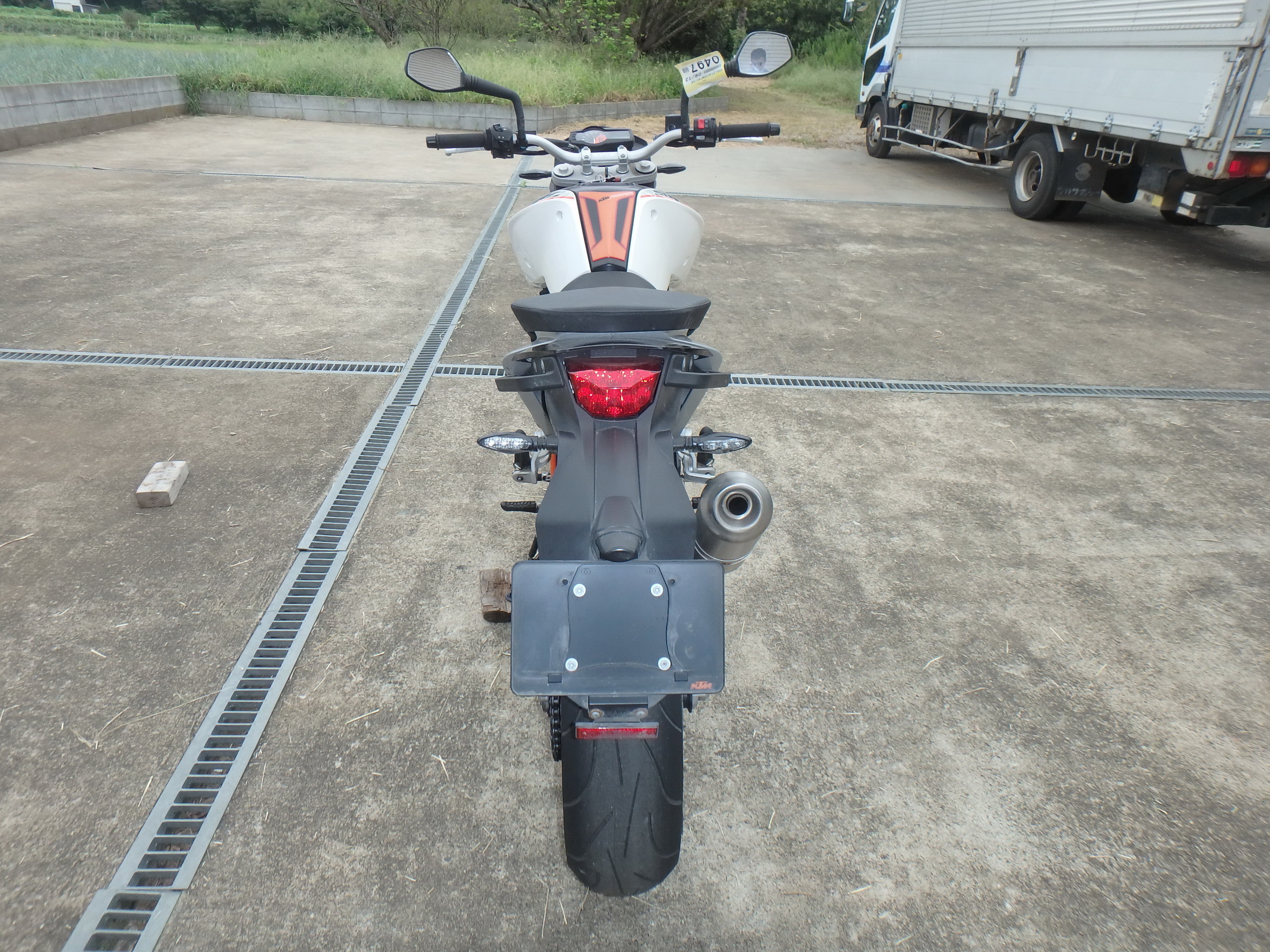 Купить мотоцикл KTM 690 Duke 2014 фото 10