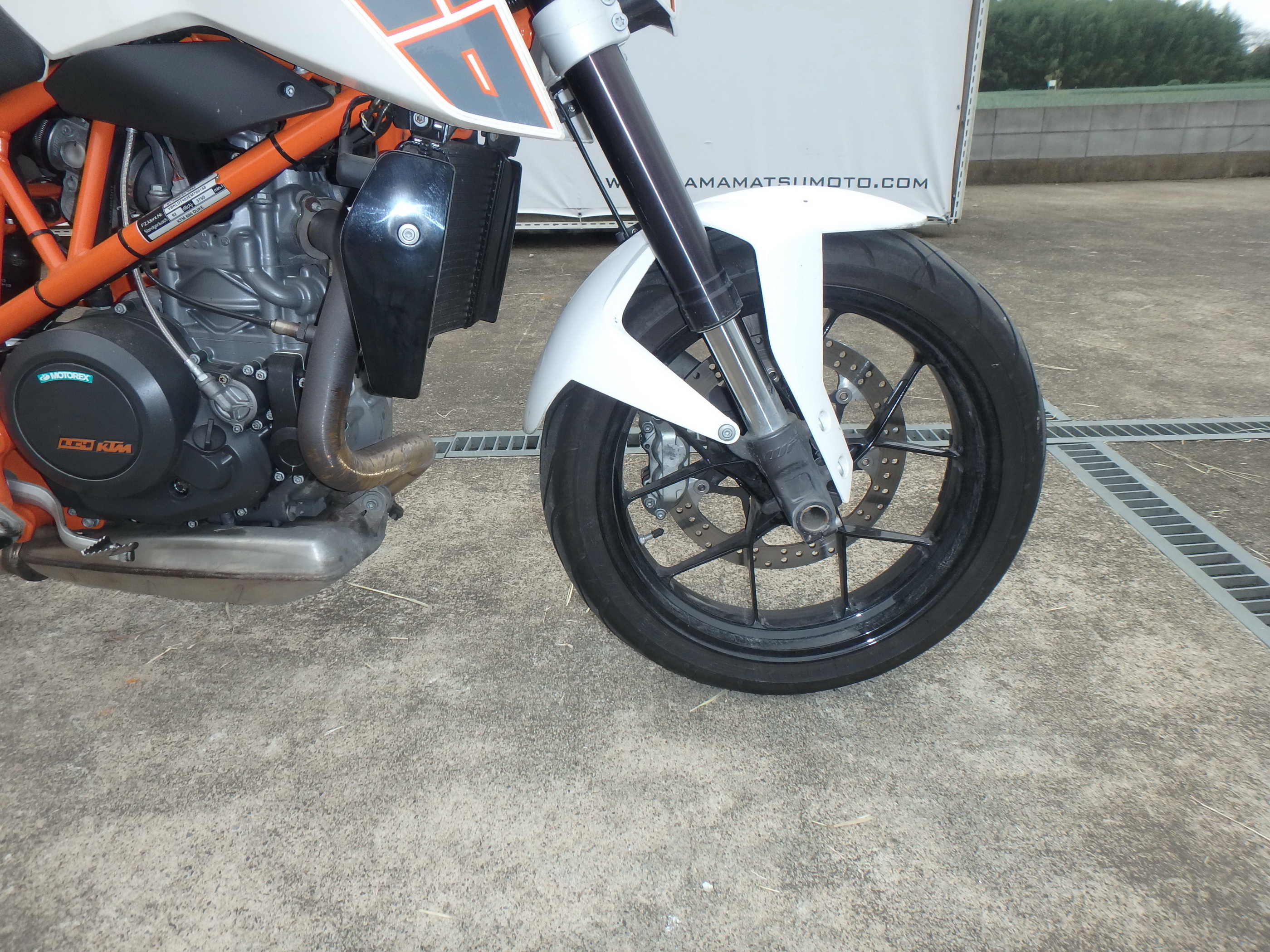 Купить мотоцикл KTM 690 Duke 2014 фото 19