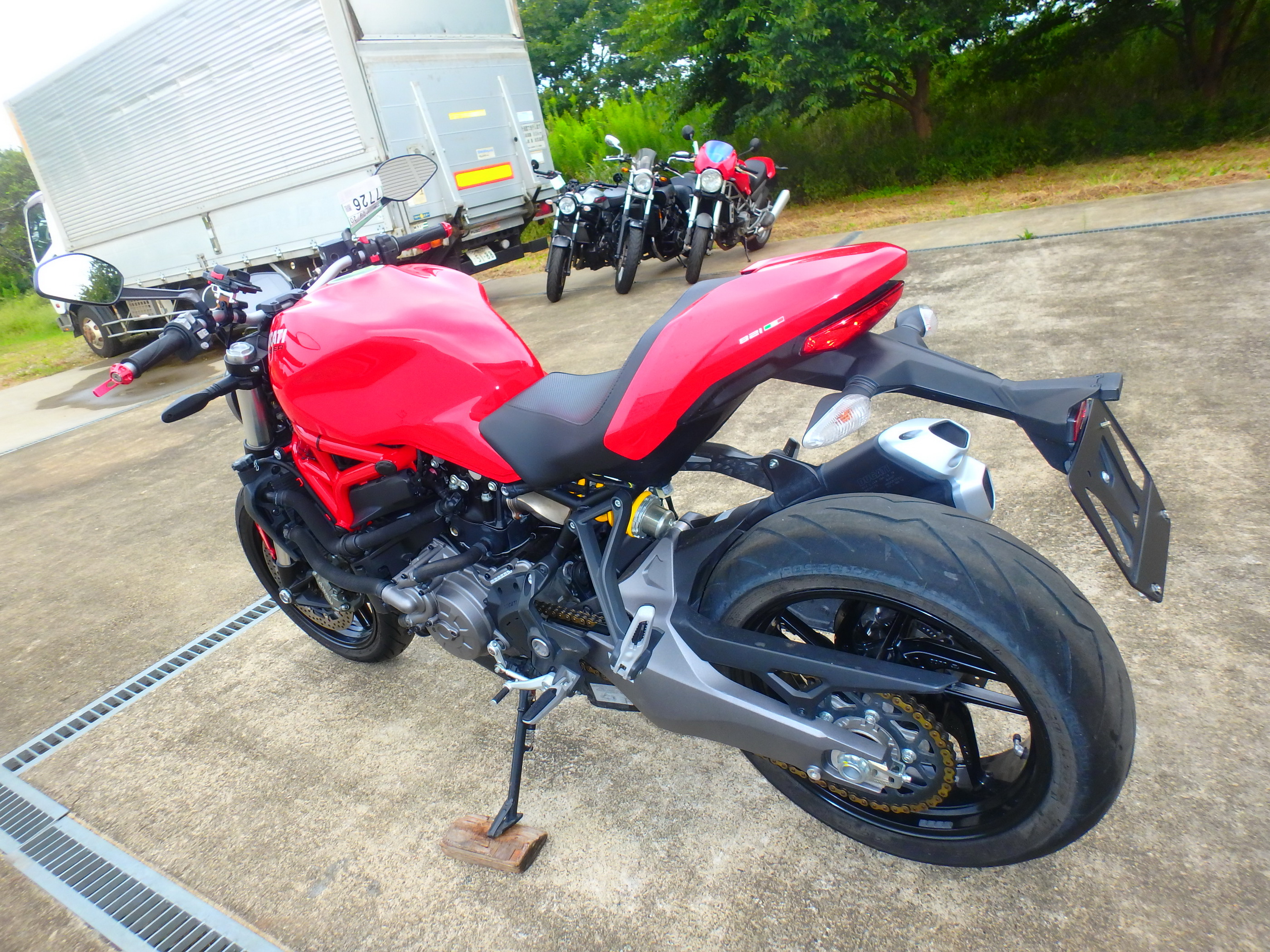 Купить мотоцикл Ducati Monster821A M821A 2018 фото 11
