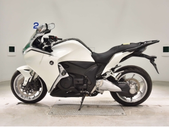 Заказать из Японии мотоцикл Honda VFR1200F 2013 фото 1