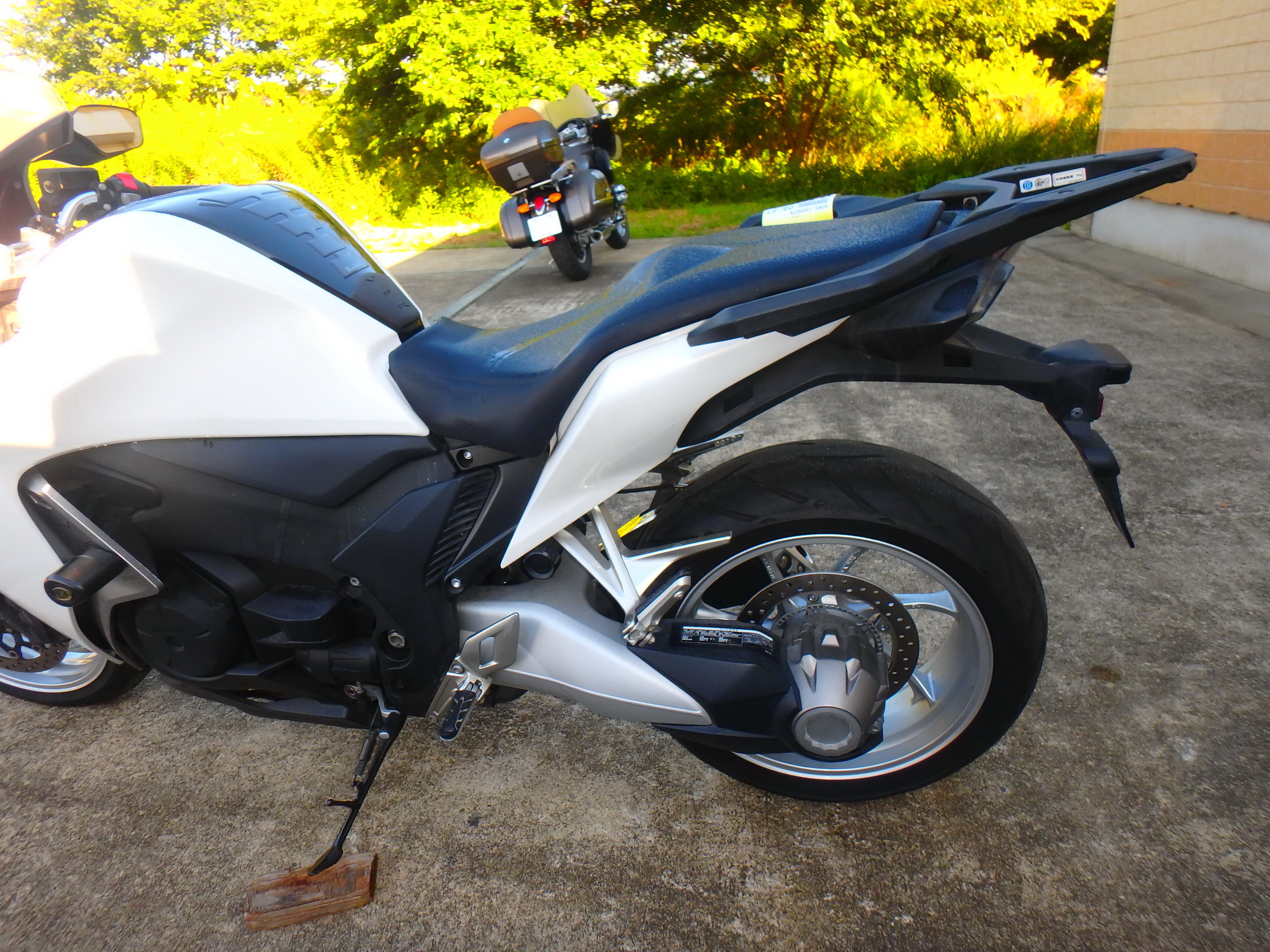 Купить мотоцикл Honda VFR1200F 2013 фото 16