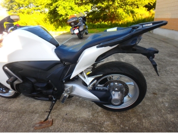 Заказать из Японии мотоцикл Honda VFR1200F 2013 фото 16