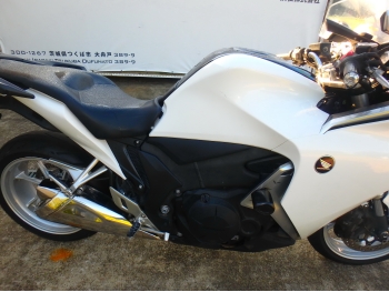 Заказать из Японии мотоцикл Honda VFR1200F 2013 фото 18