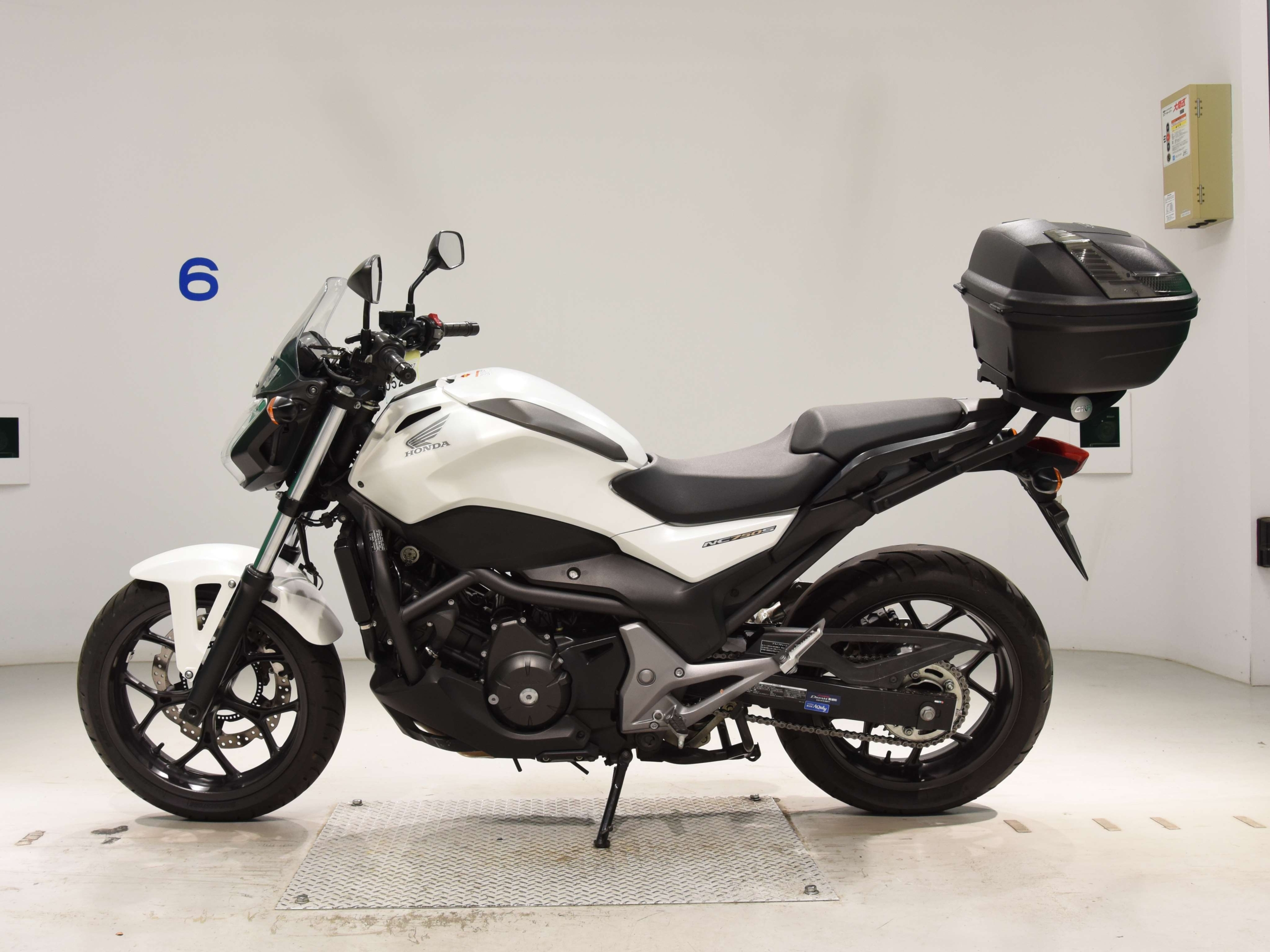 Купить мотоцикл Honda NC750SD 2014 фото 1