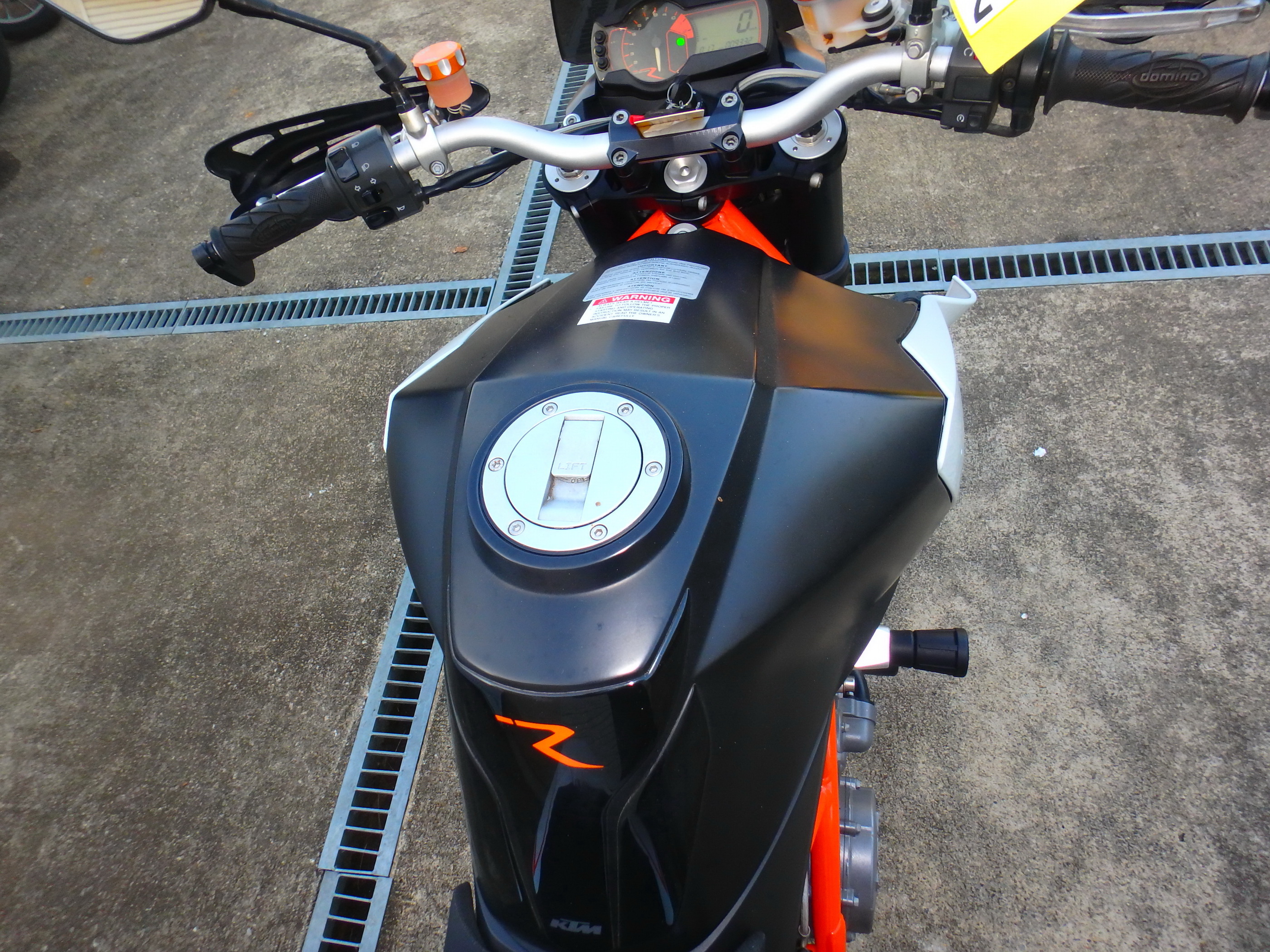 Купить мотоцикл KTM 990 Super Duke R 2009 фото 22