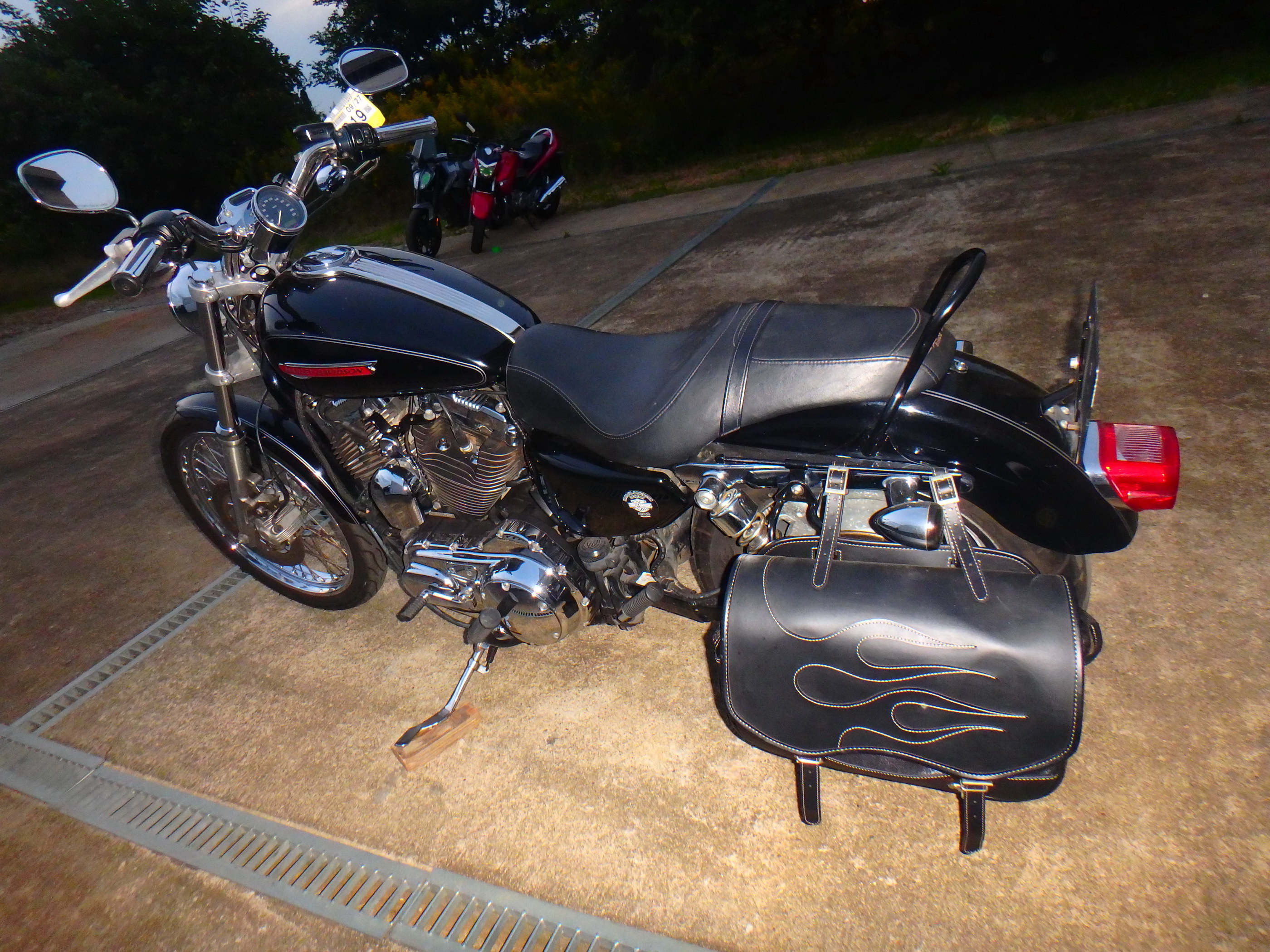 Купить мотоцикл Harley Davidson XL1200C-I Sportster Custom 2010 фото 11