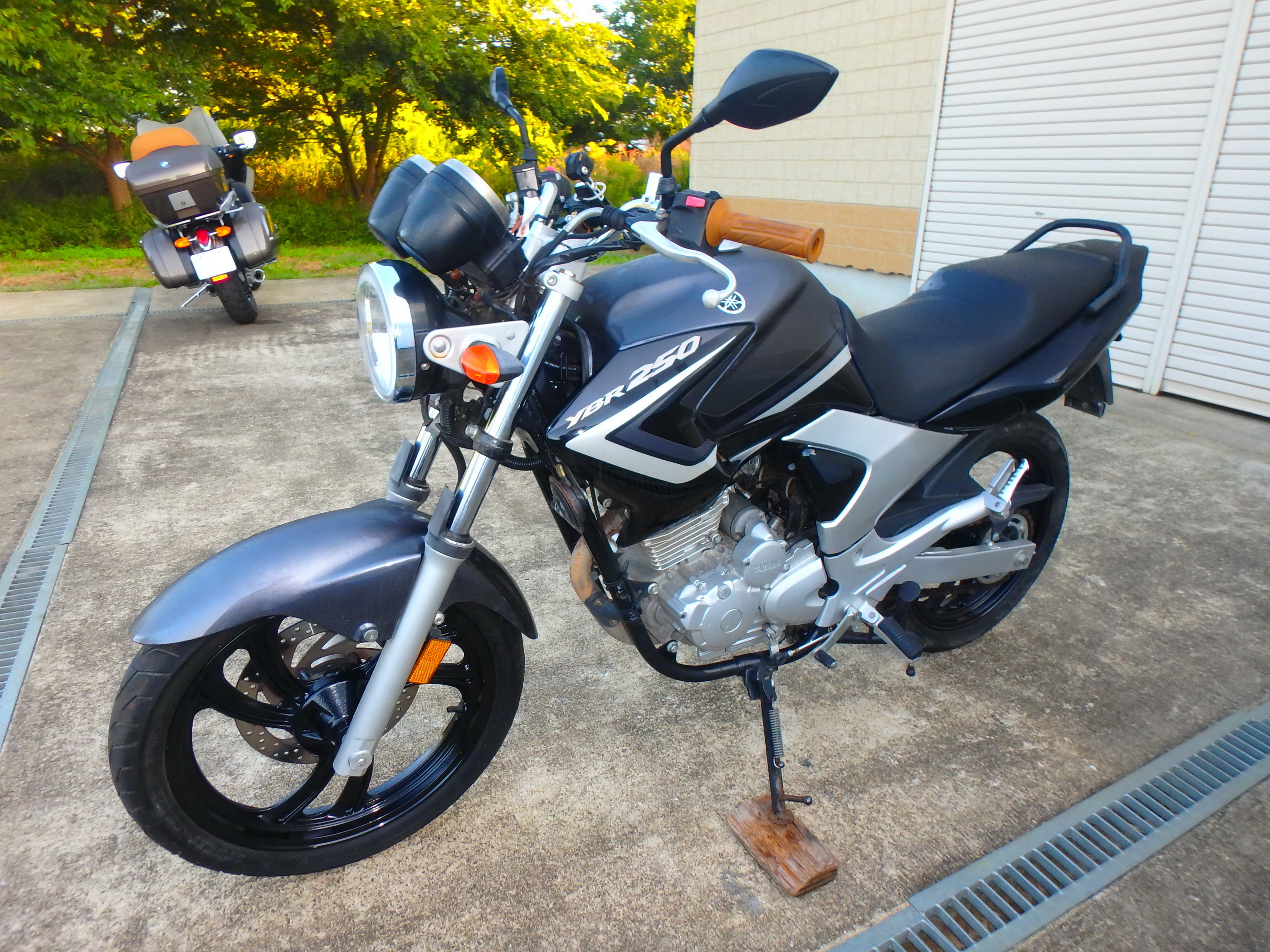 Купить мотоцикл Yamaha YBR250 2010 фото 13