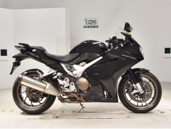 Заказать из Японии мотоцикл Honda VFR800F Interceptor 2016 фото 2