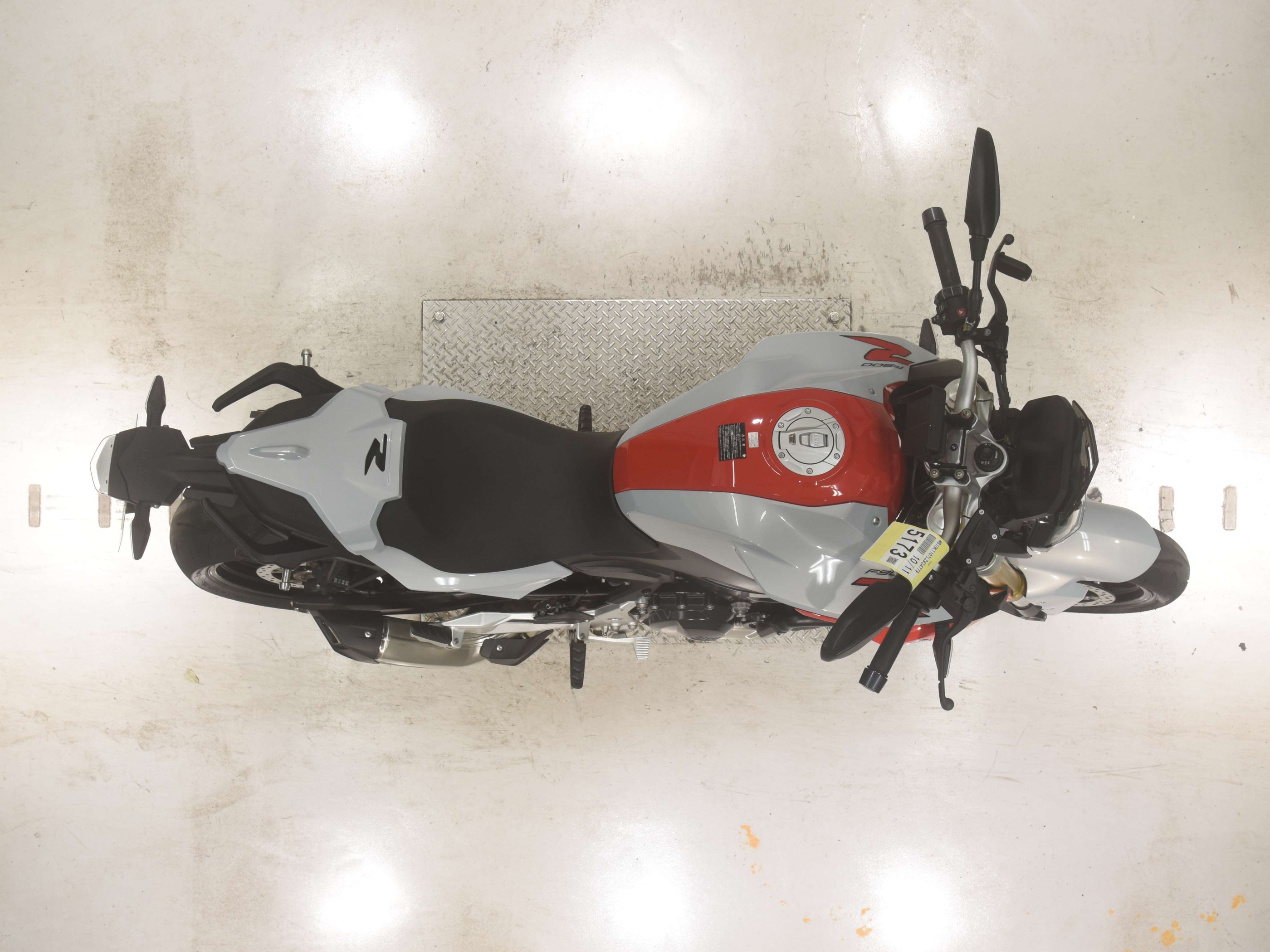 Купить мотоцикл BMW F900R 2020 фото 3
