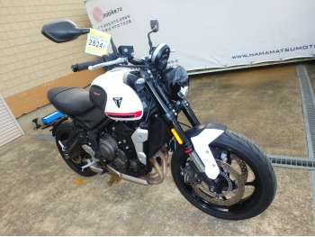     Triumph Trident 660 2021  7