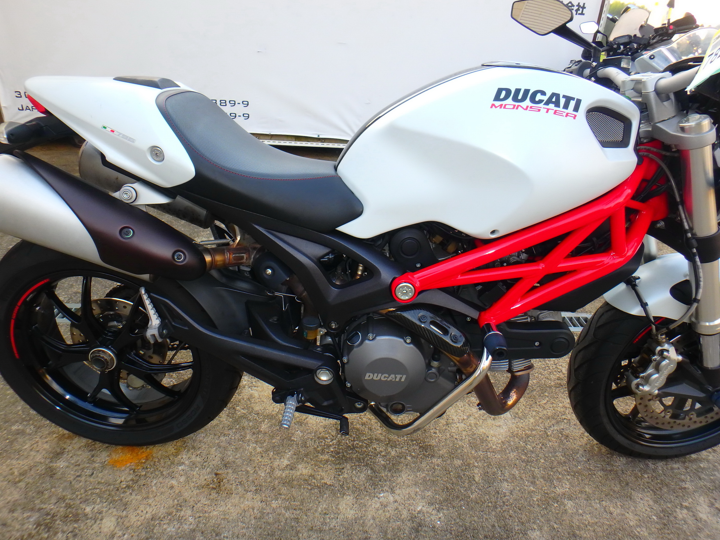 Купить мотоцикл Ducati Monster796A M796A 2010 фото 18